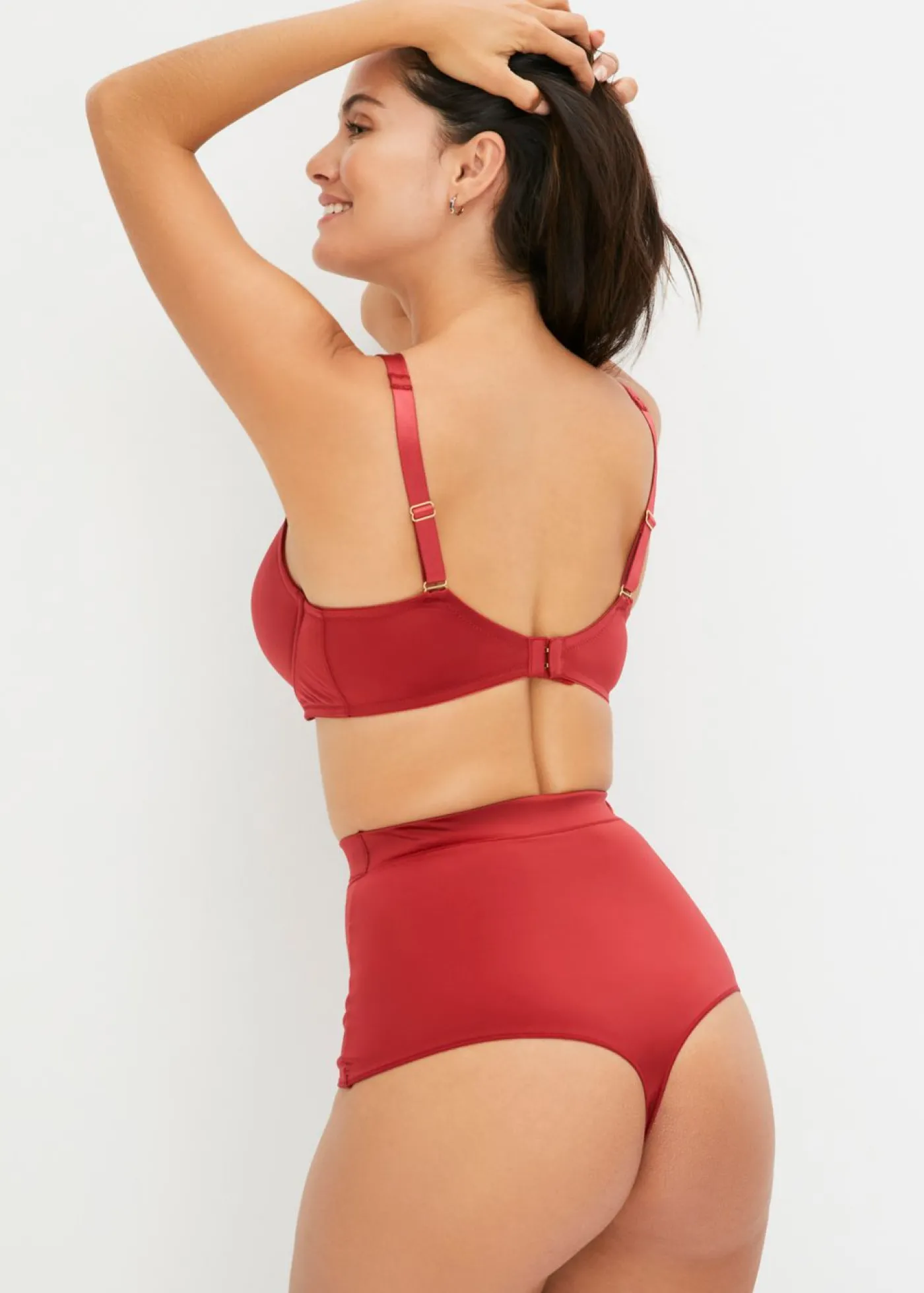 bonprix bonprix Sujetador de material brillante Rojo atardecer Sale