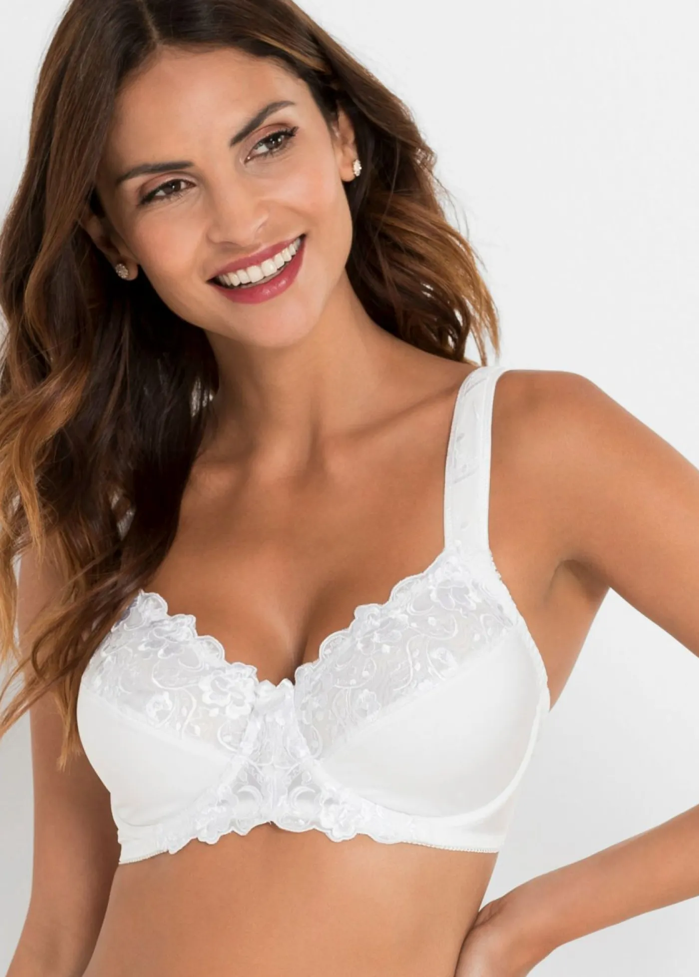 bonprix bonprix Sujetador reductor con tirantes acolchados Blanco Discount