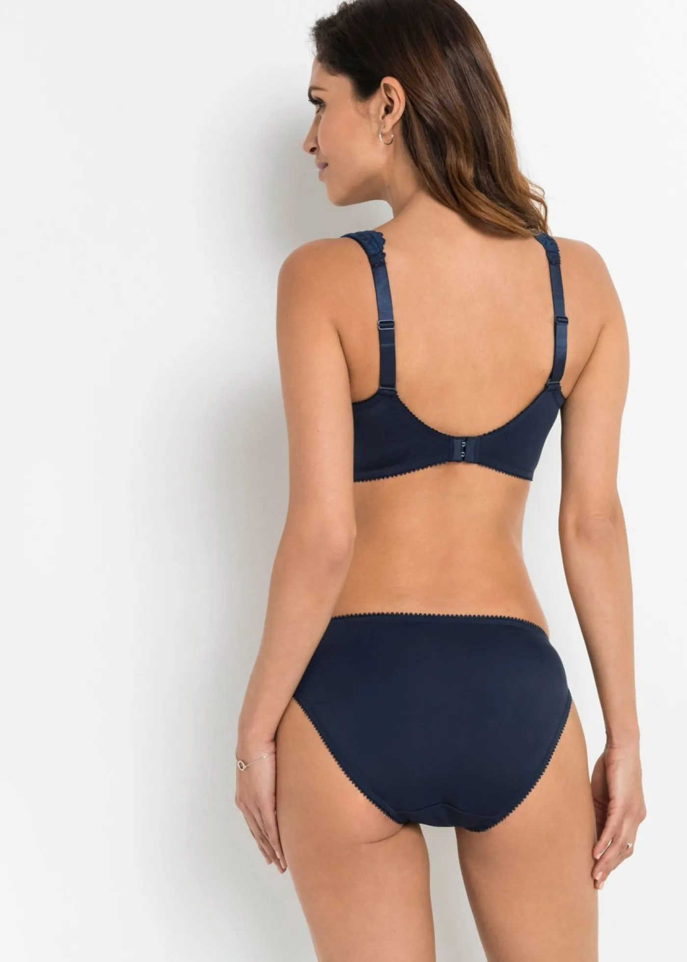 bonprix bonprix Sujetador reductor con tirantes acolchados (2 unidades) Azul marino + beige arena New