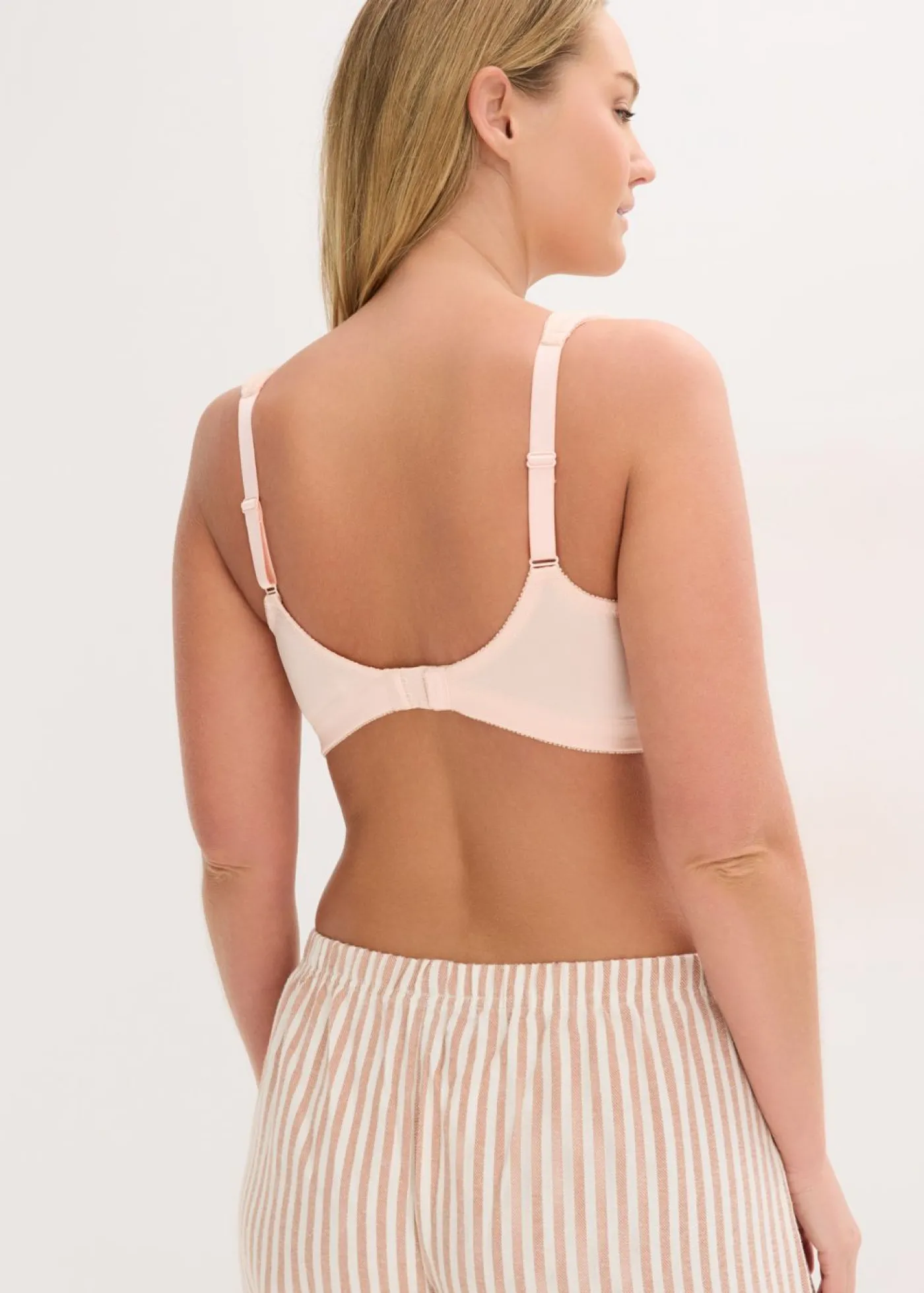 bonprix bonprix Sujetador reductor sin aros con tirantes acolchados rosa pálido Outlet
