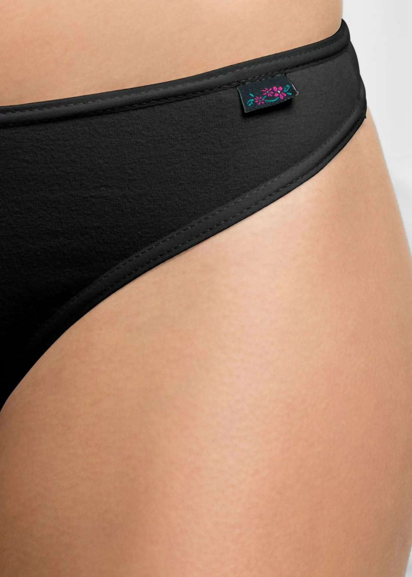 bonprix bonprix Tanga con algodón orgánico (6 unidades) Negro Online