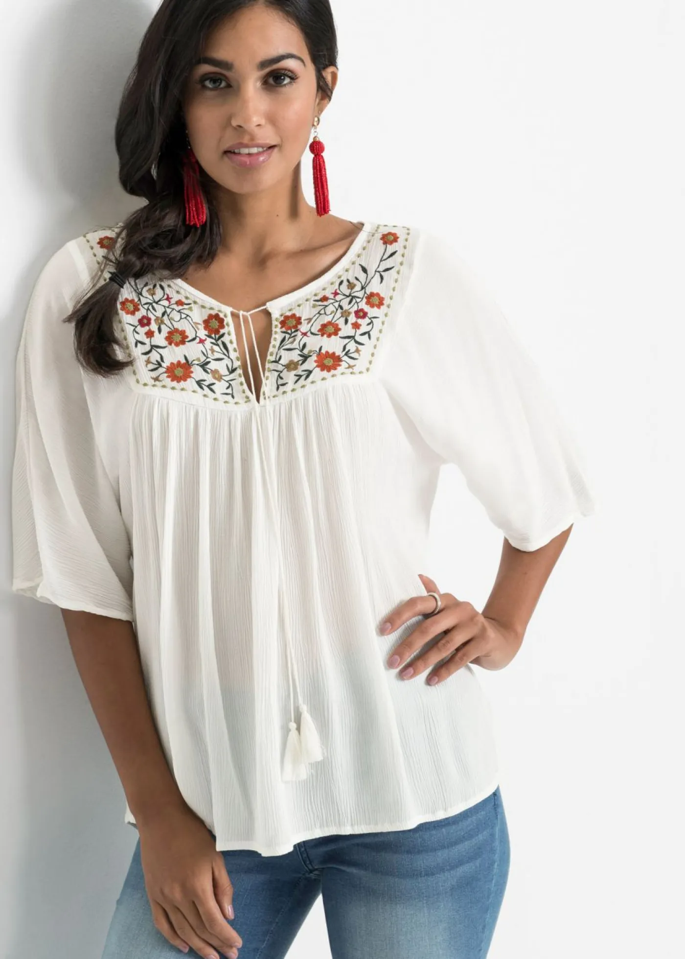 bonprix bonprix Túnica arrugada de viscosa suave Blanco lana de flores Online