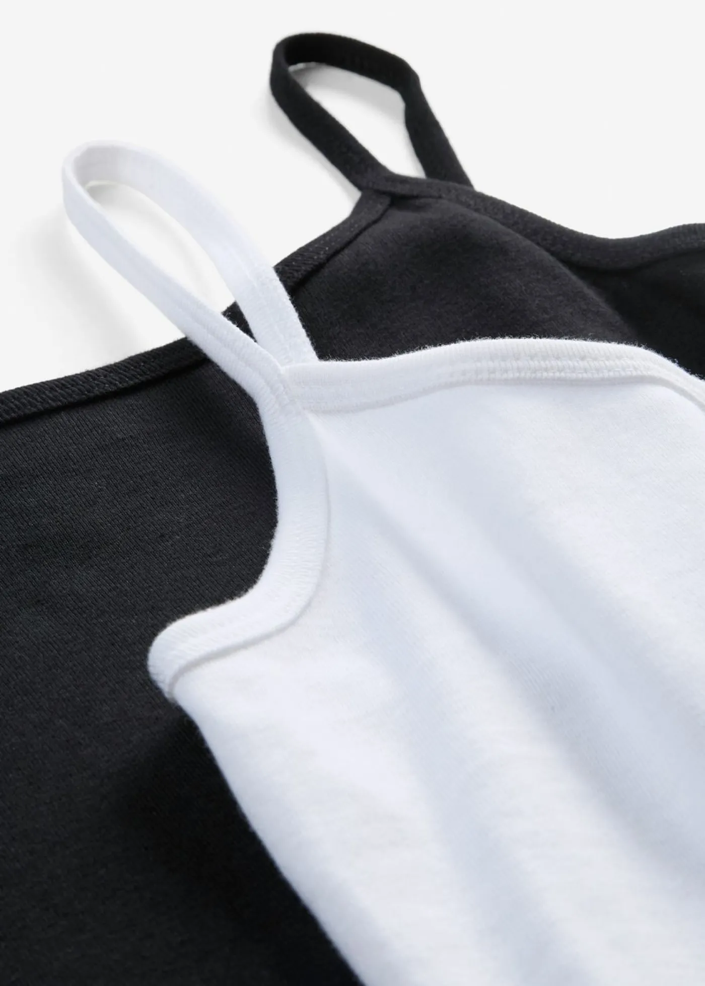 bonprix bonprix Top de algodón puro con tirantes finos (2 unidades) Blanco-negro Hot