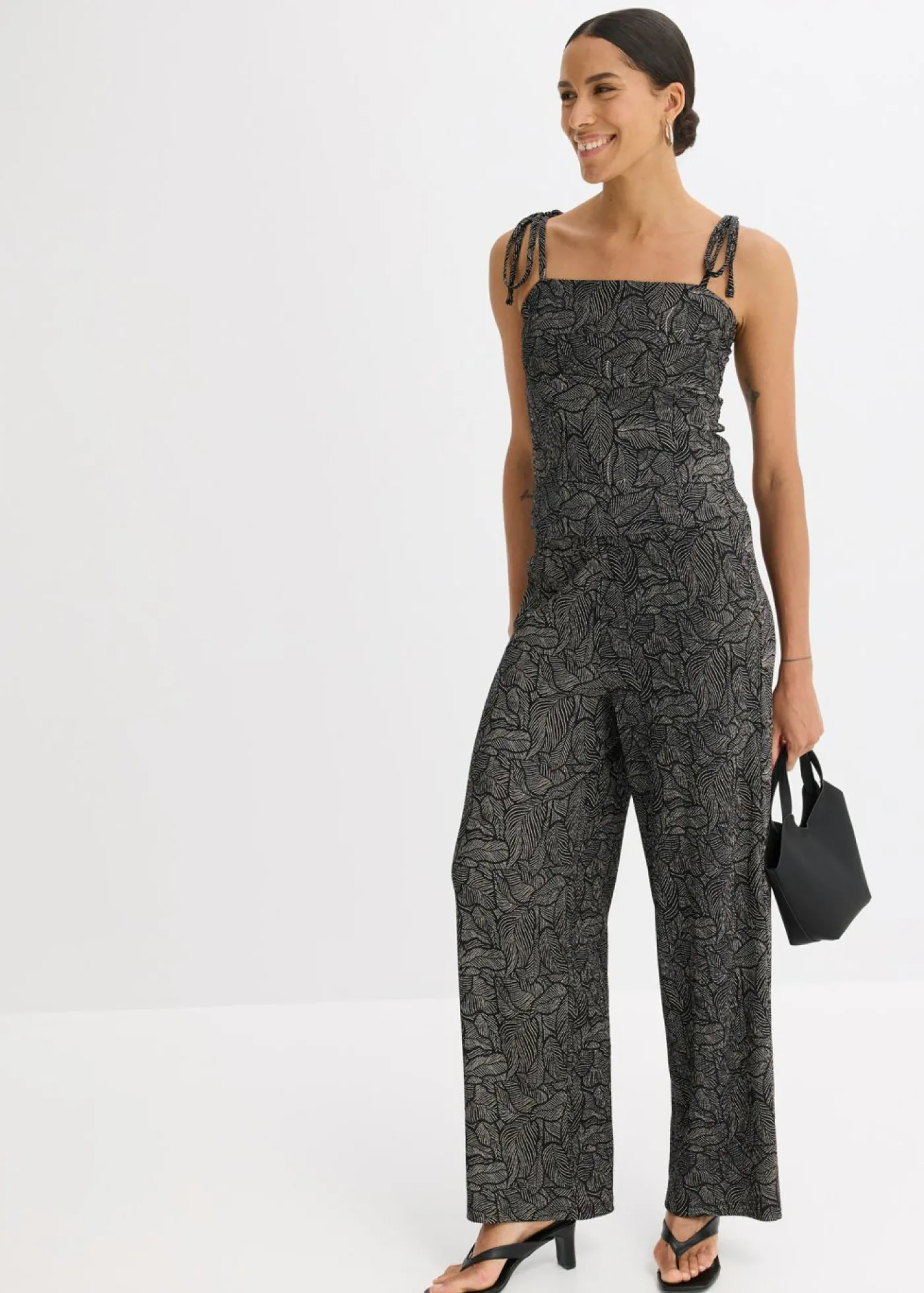 bonprix bonprix Top de crepé de punto Negro-blanco Sale