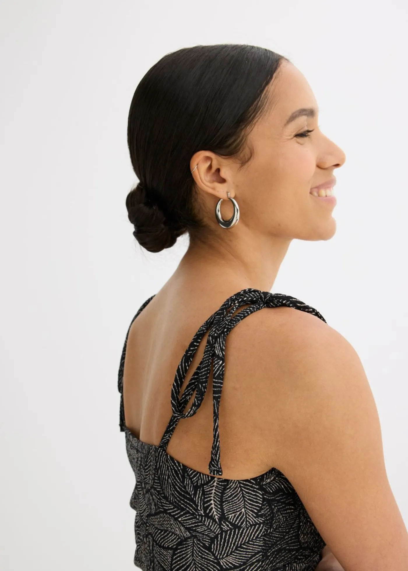 bonprix bonprix Top de crepé de punto Negro-blanco Sale