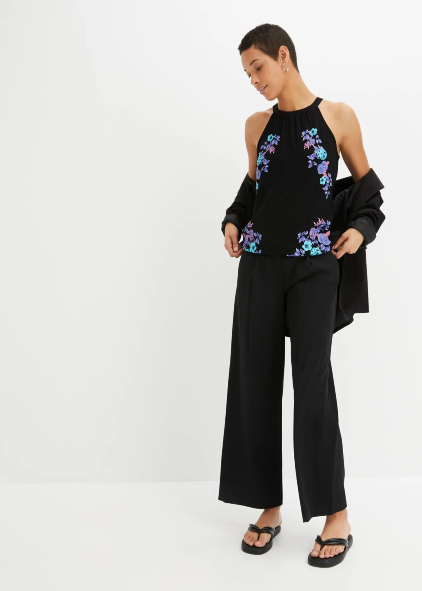 bonprix bonprix Top de mezcla de viscosa fluida Negro estampado Clearance