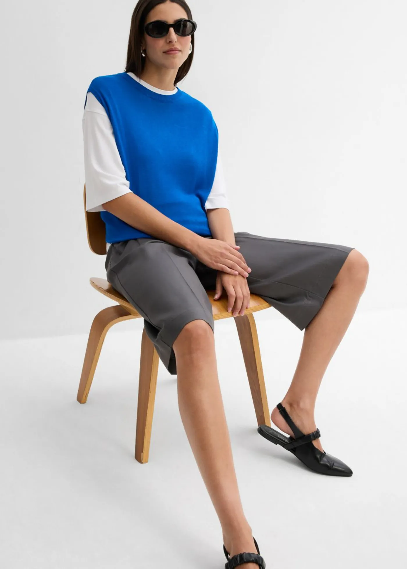 bonprix bonprix Top de punto de viscosa fina con forma abullonada Azur Online