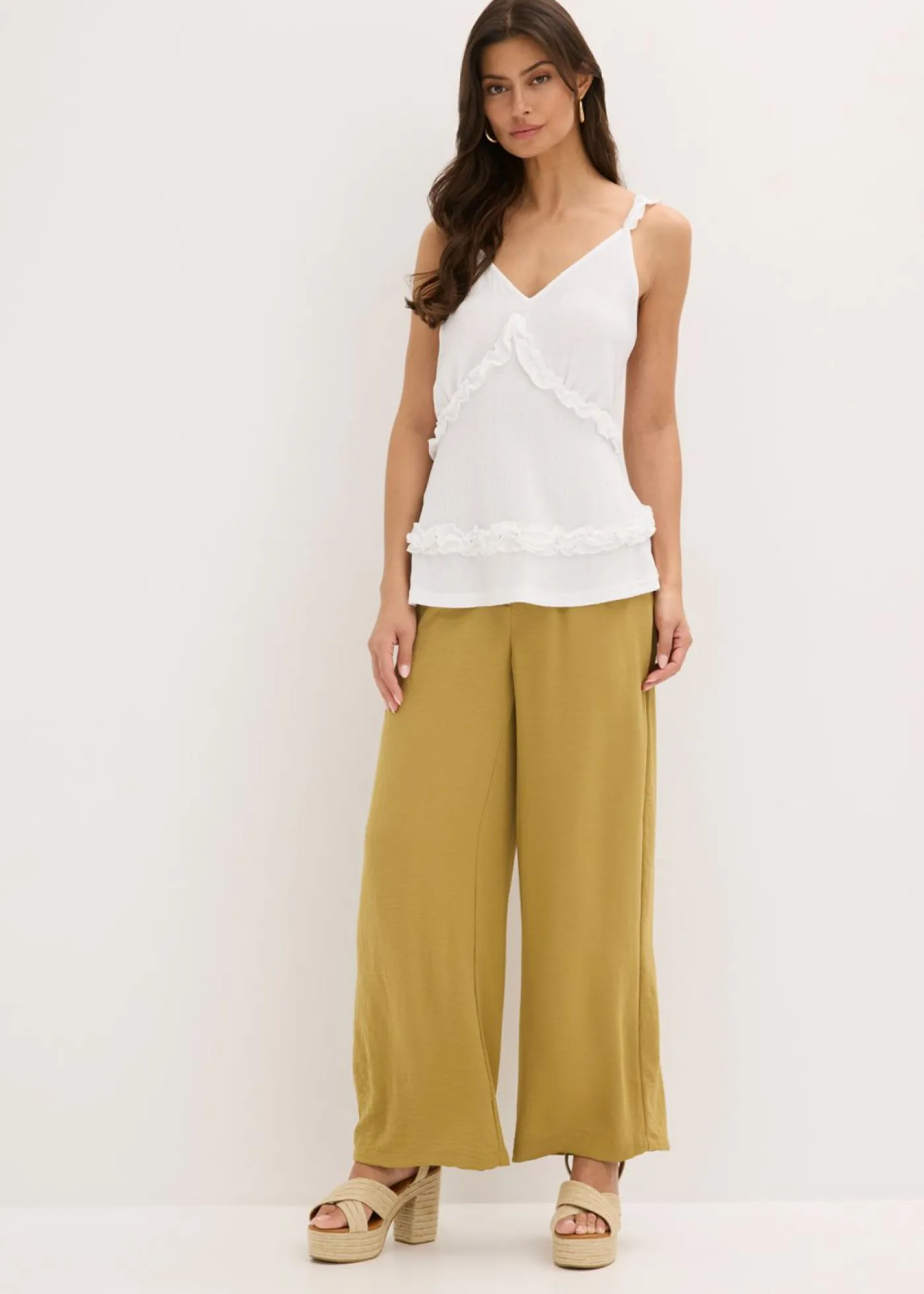 bonprix bonprix Top de tirantes finos con volantes Blanco Sale