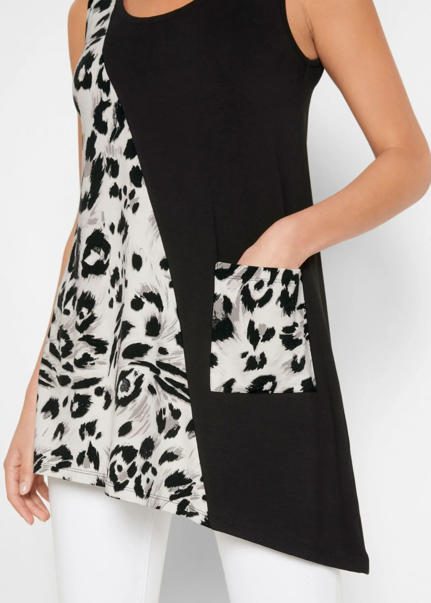 bonprix bonprix Top largo Negro estampado de leopardo Hot