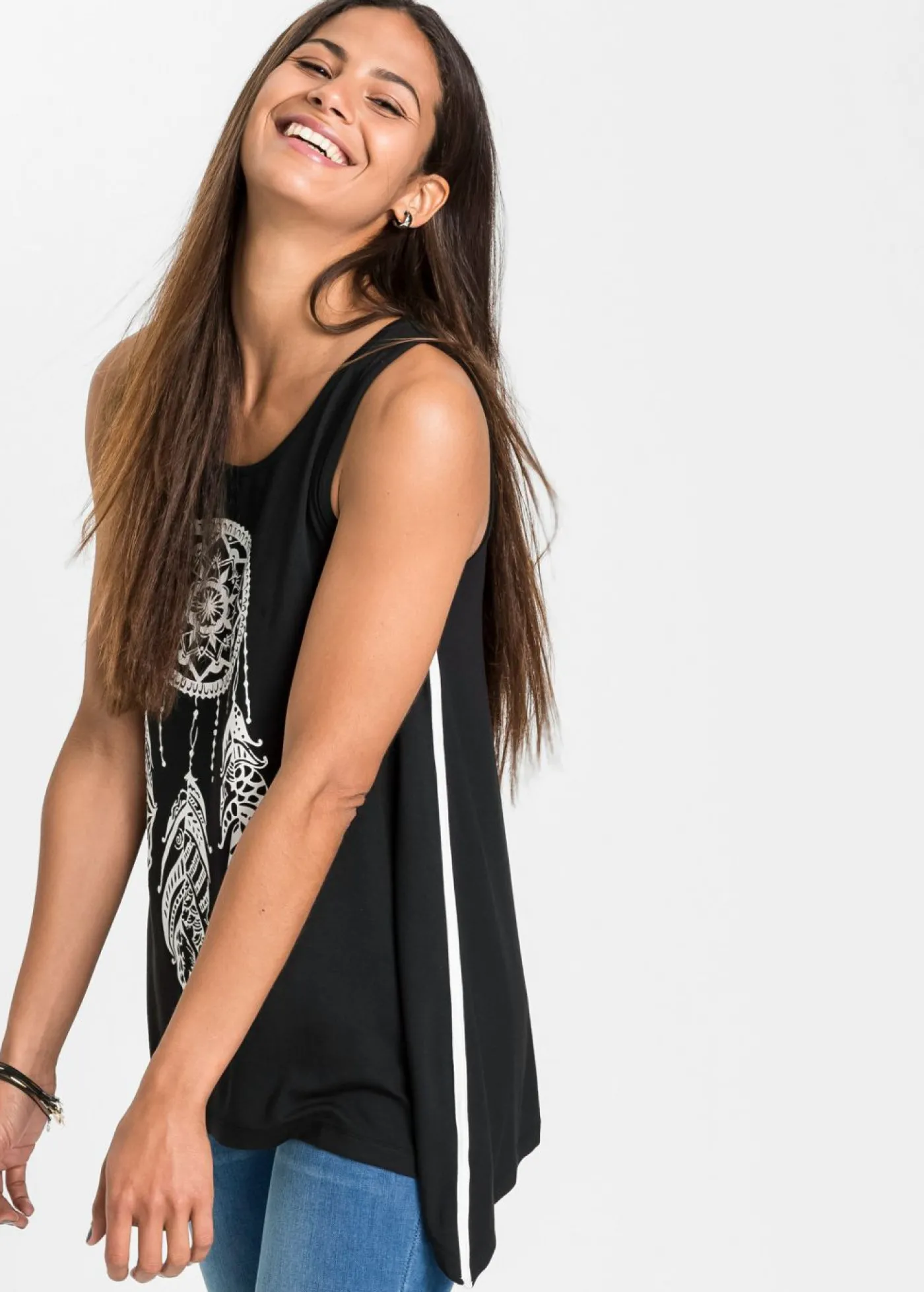 bonprix bonprix Top largo de viscosa suave Negro-blanco estampado New