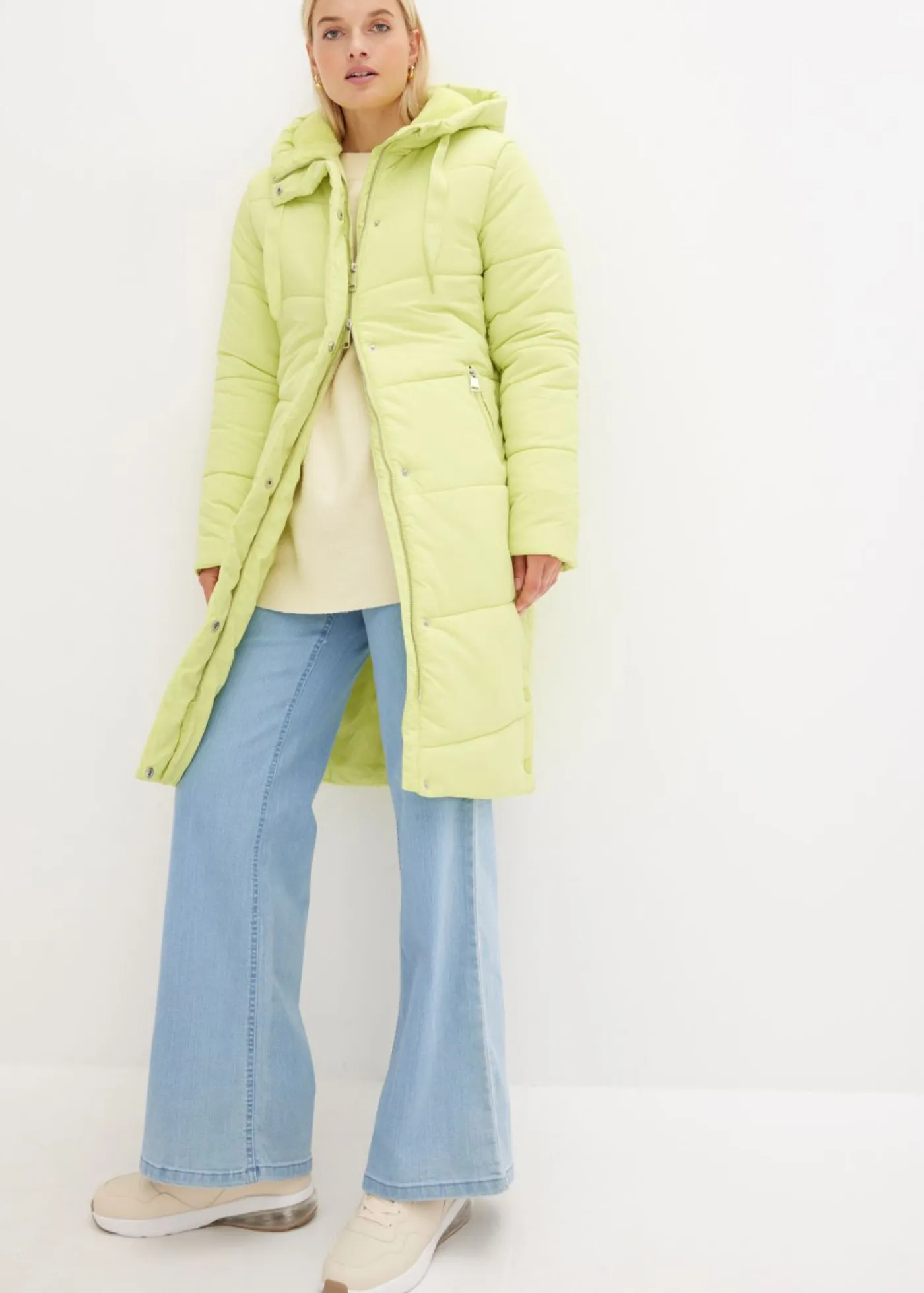 bonprix bonprix Vaquero de pernera ancha, mid waist, elástico Denim claro desgastado New
