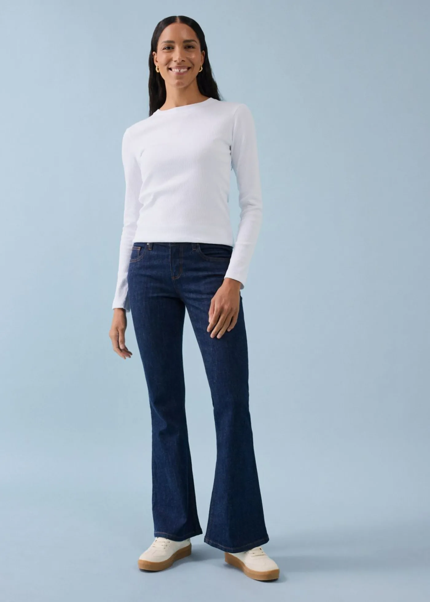 bonprix bonprix Vaqueros acampanados de talle medio Azul oscuro denim Hot