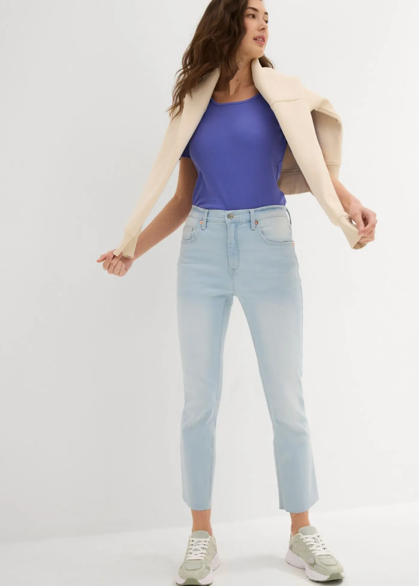 bonprix bonprix Vaqueros acampanados, high waist, cropped azul hielo denim usado Online