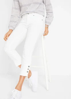 bonprix bonprix Vaqueros acortados de corte slim y media cintura Sarga blanca Hot