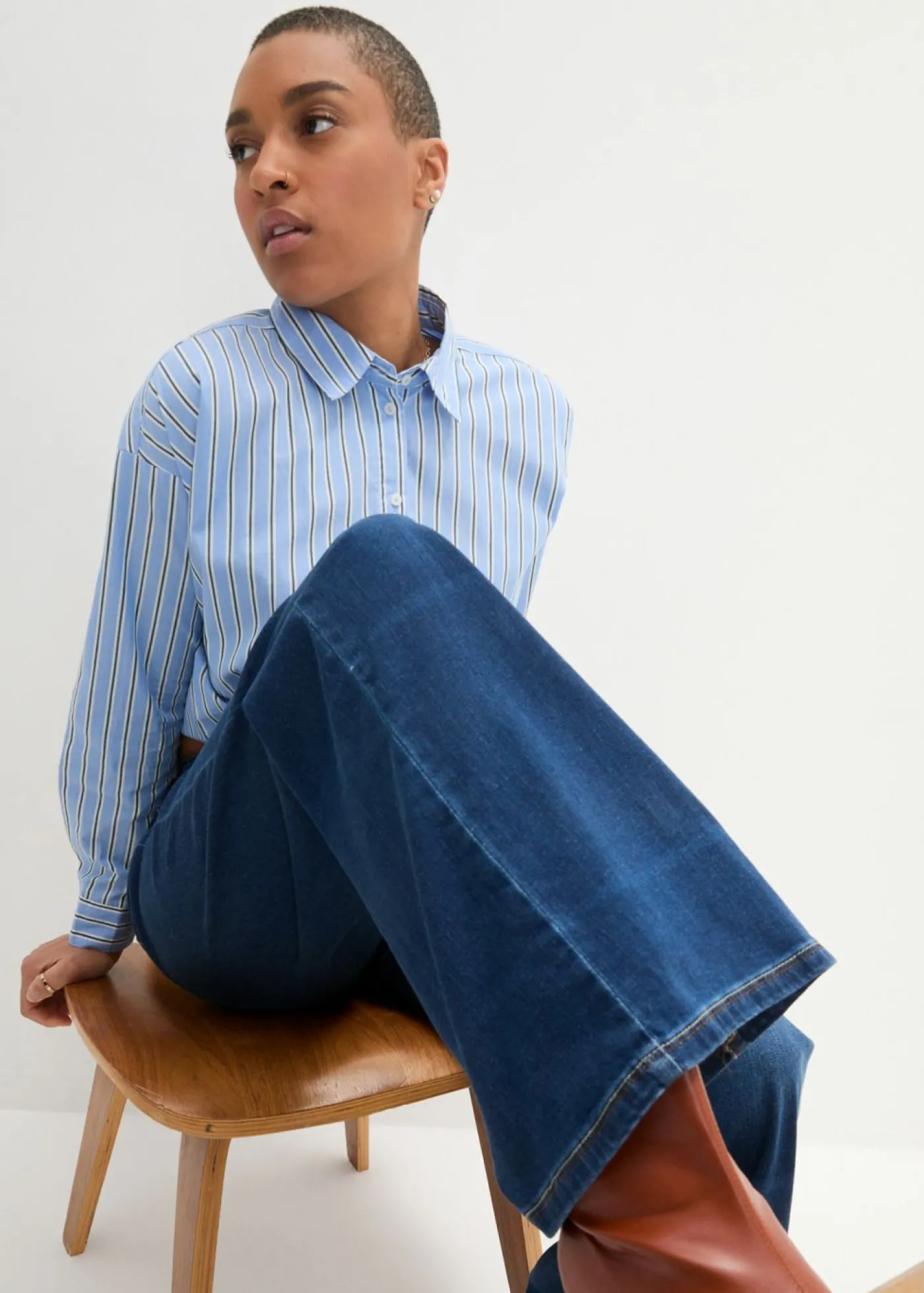 bonprix bonprix Vaqueros anchos de talle medio con cinturilla cómoda Denim