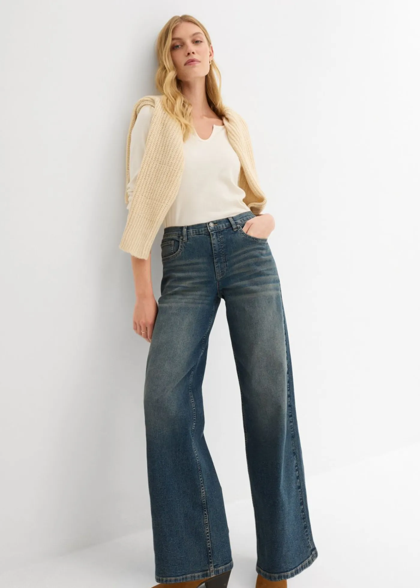 bonprix bonprix Vaqueros de pernera ancha, high waist Denim desgastado