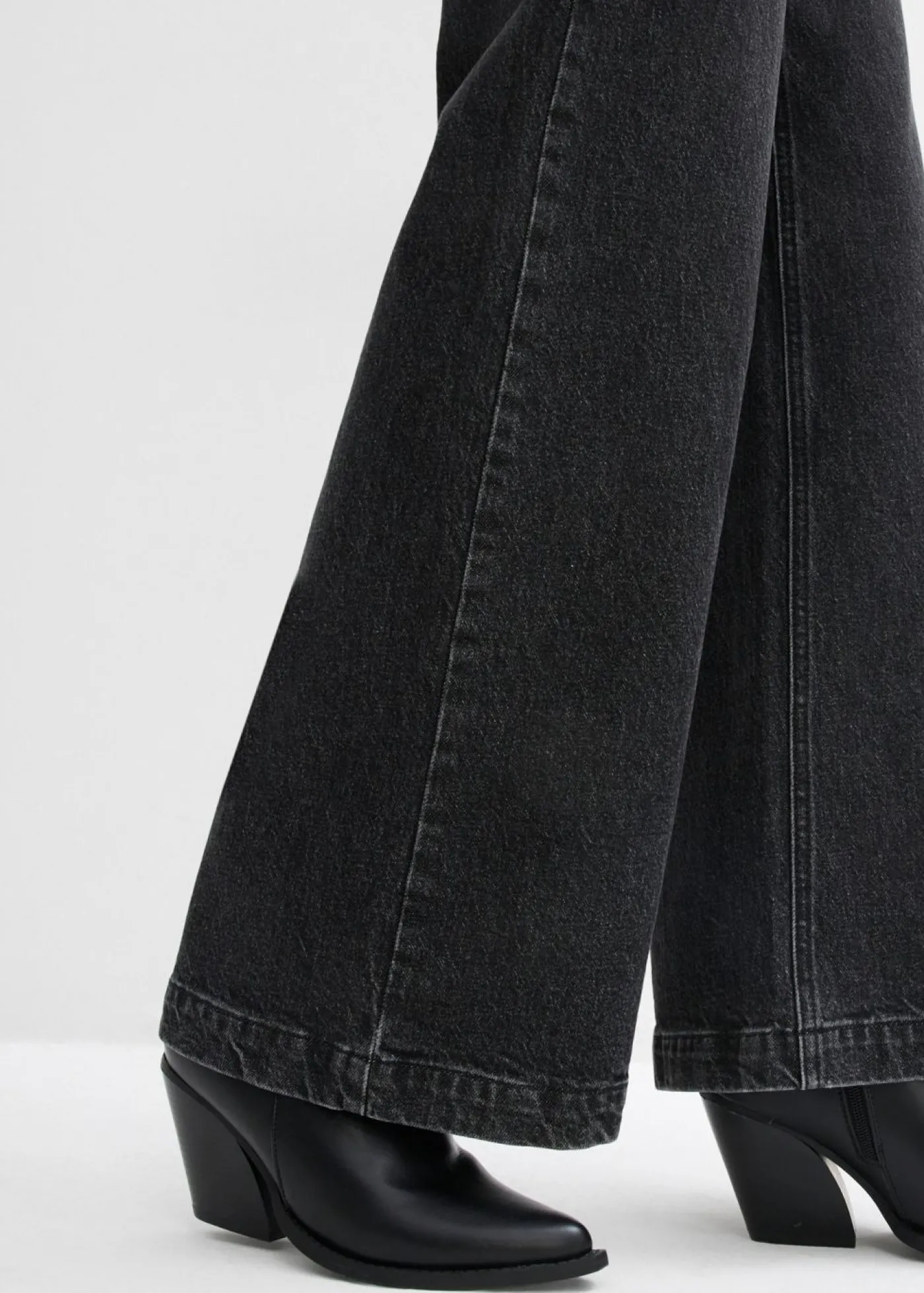 bonprix bonprix Vaqueros de pernera ancha, mid waist, largo completo Denim gris oscuro desgastado Sale