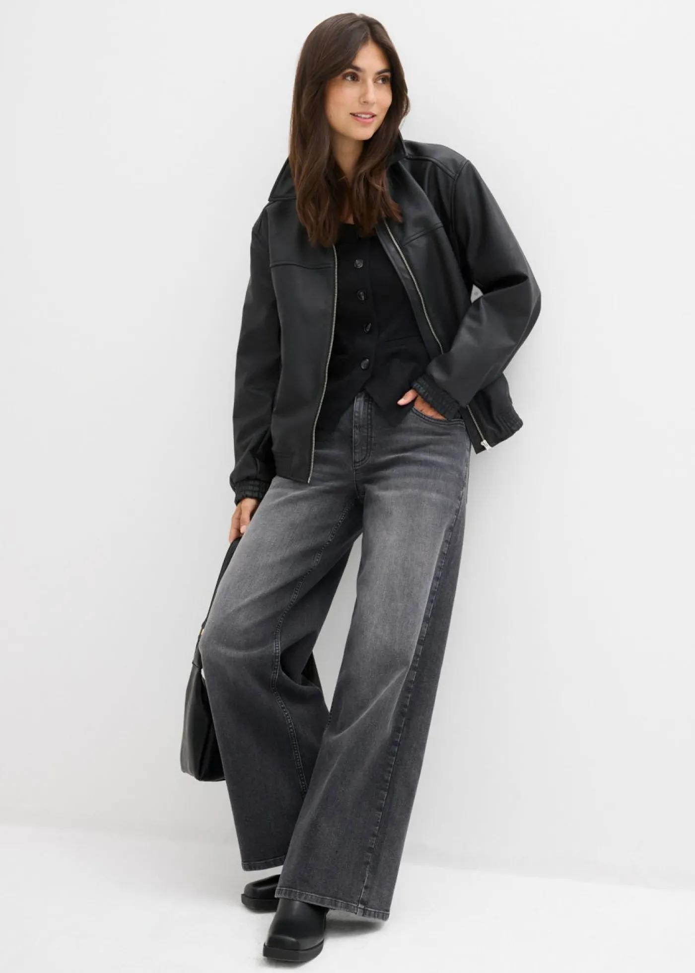 bonprix bonprix Vaqueros de pernera ancha, high waist Denim negro desgastado New