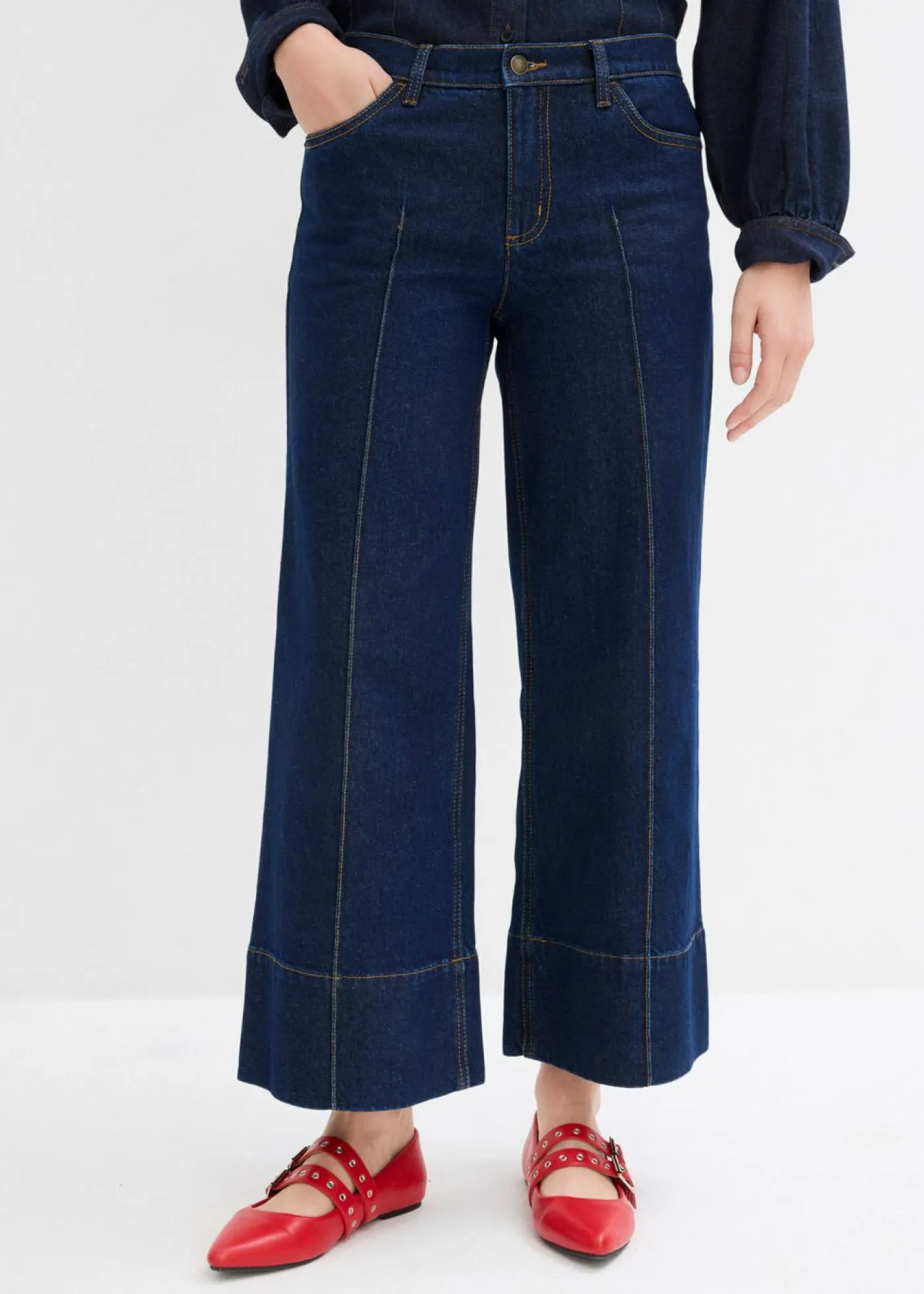 bonprix bonprix Vaqueros de pierna ancha, tiro medio y largo acortado Azul oscuro denim