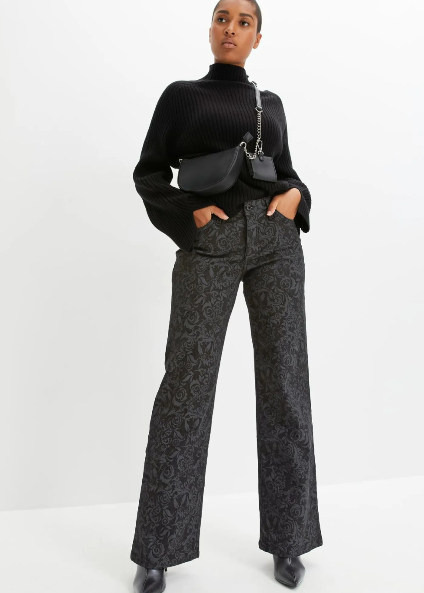 bonprix bonprix Vaqueros de pierna ancha y cintura media con estampado brillante denim negro Clearance