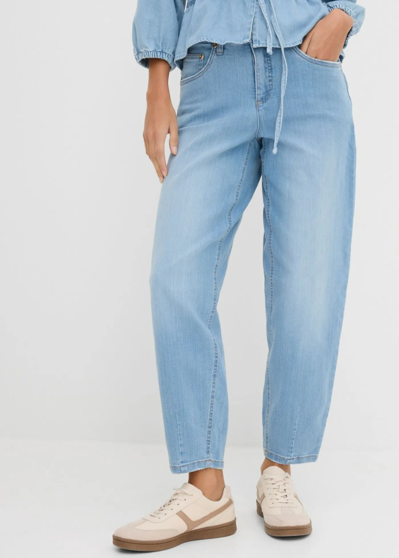 bonprix bonprix Vaqueros elásticos Denim claro usado Sale