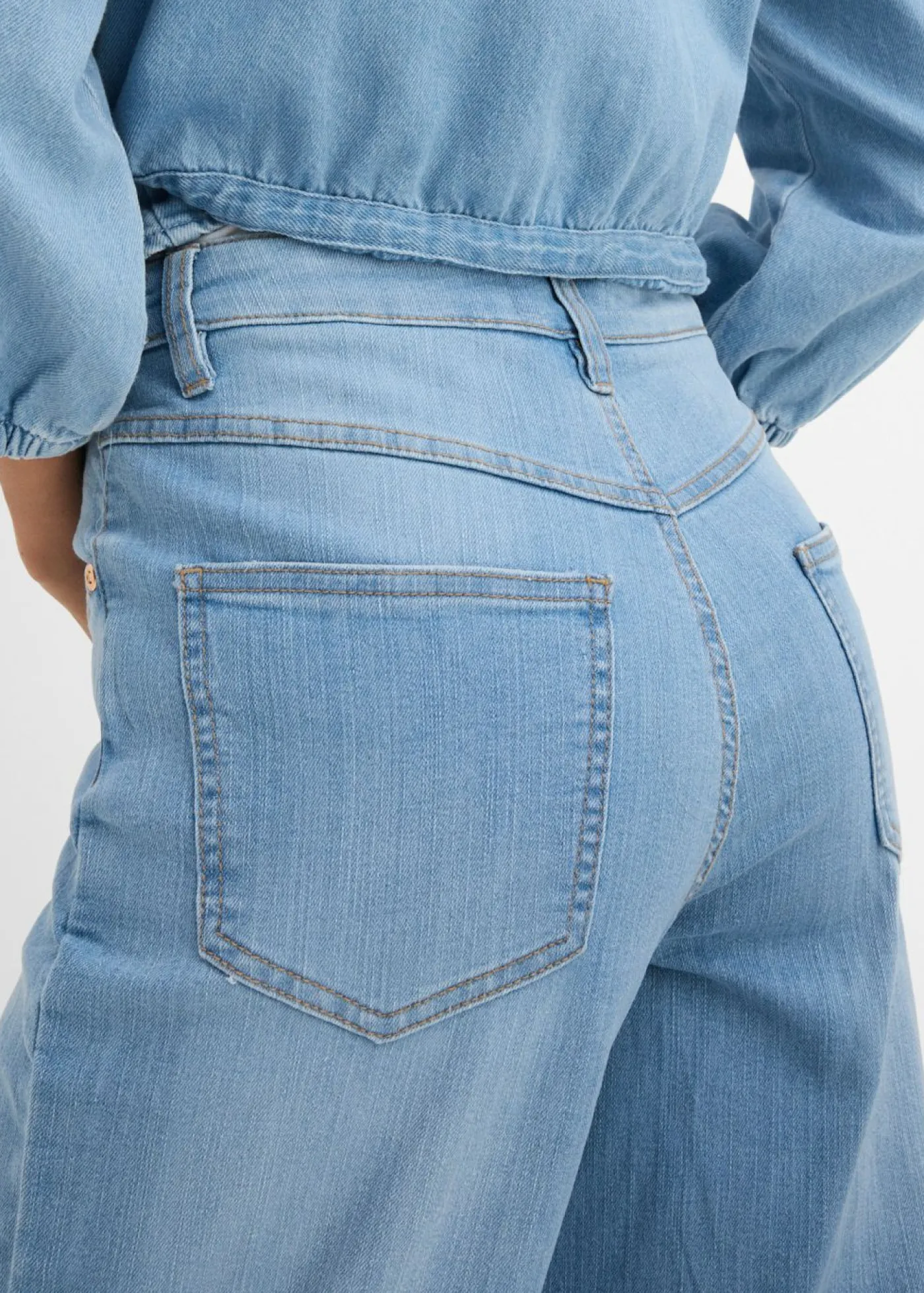 bonprix bonprix Vaqueros elásticos Denim claro usado Sale
