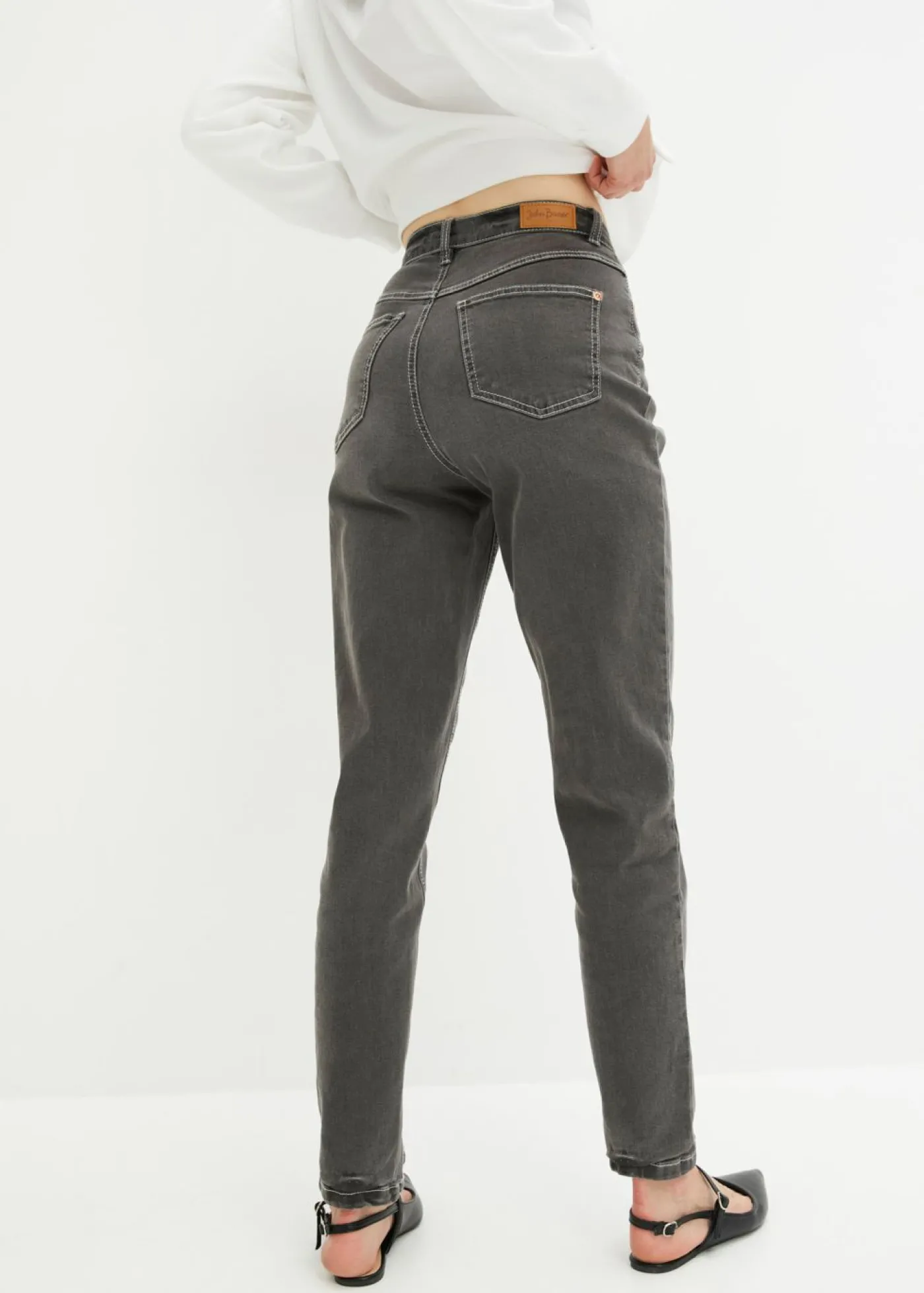 bonprix bonprix Vaqueros elásticos de cintura alta y corte mom Denim gris oscuro desgastado Clearance