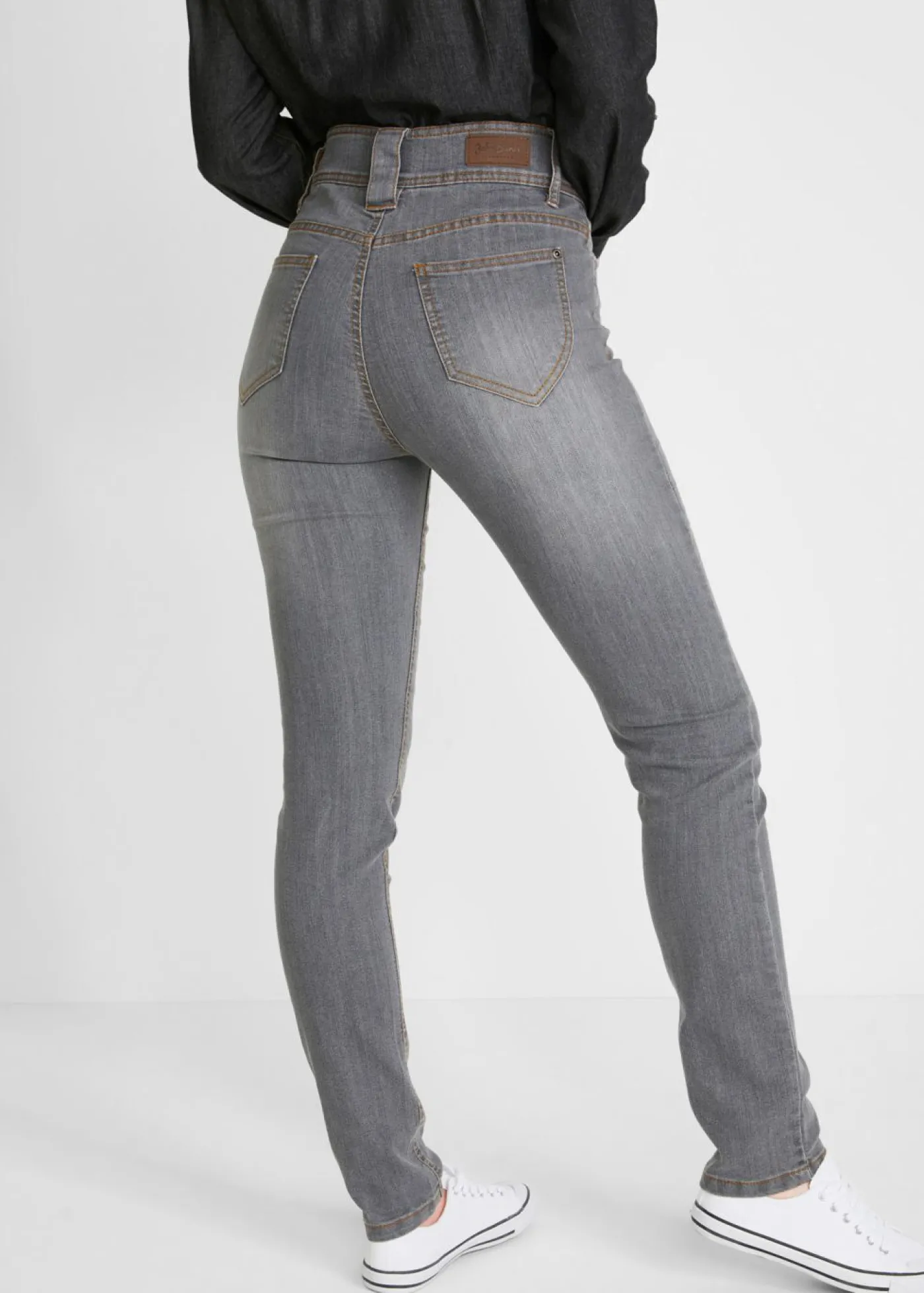 bonprix bonprix Vaqueros elásticos de corte slim y talle alto denim gris desgastado New