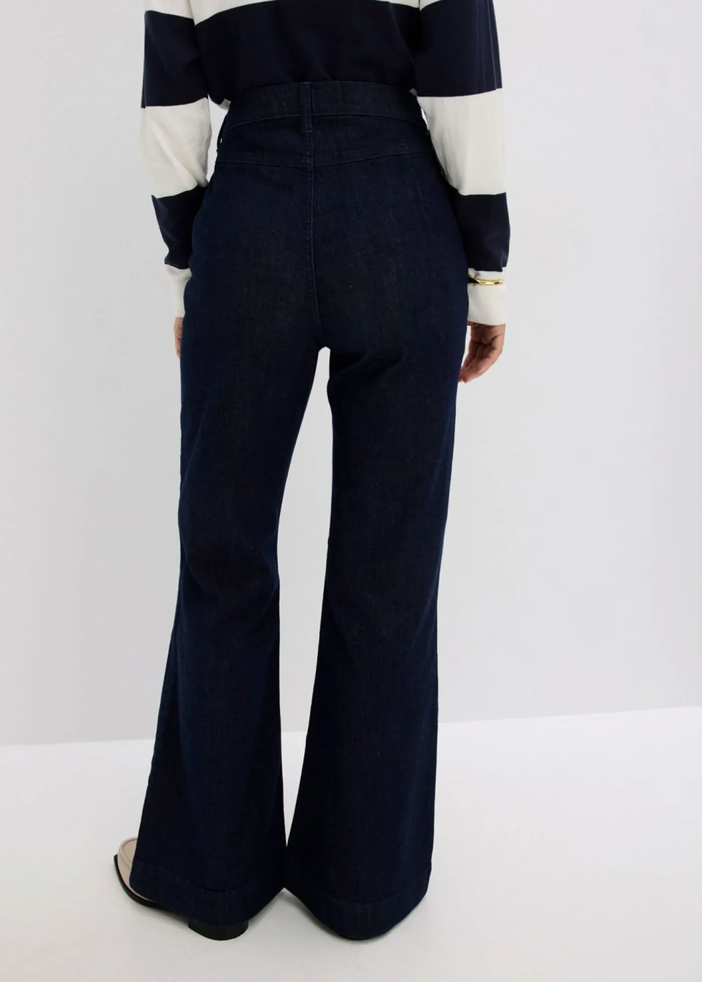bonprix bonprix Vaqueros flared, high waist Azul oscuro denim Hot