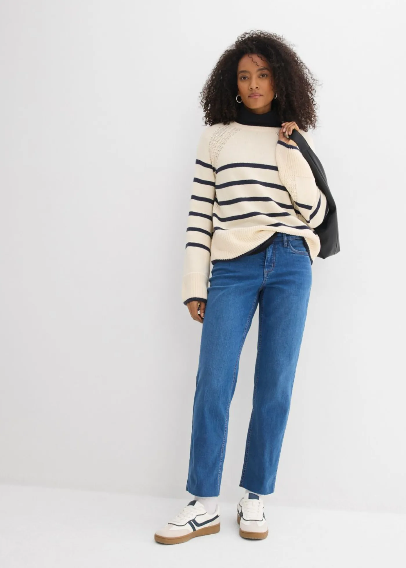 bonprix bonprix Vaqueros rectos de algodón orgánico con talle medio y largo cropped Azul piedra usado Online