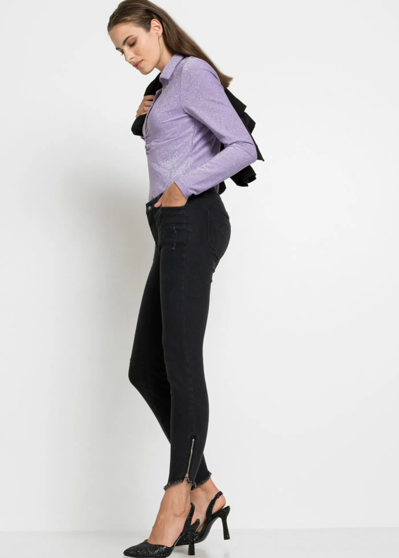 bonprix bonprix Vaqueros skinny, mid waist, elásticos Vaquero negro Hot