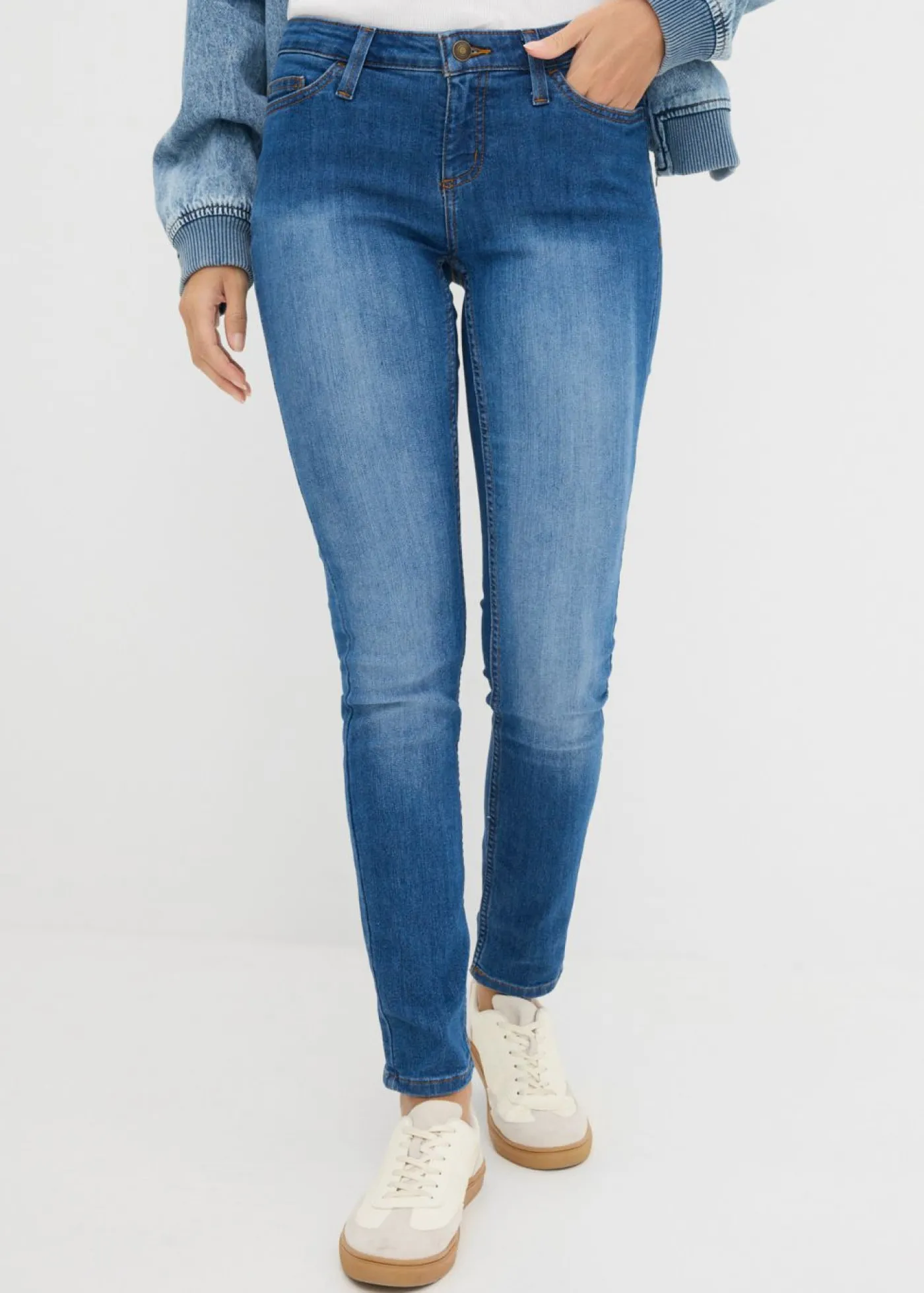 bonprix bonprix Vaqueros skinny, mid waist, elásticos Azul desgastado Hot