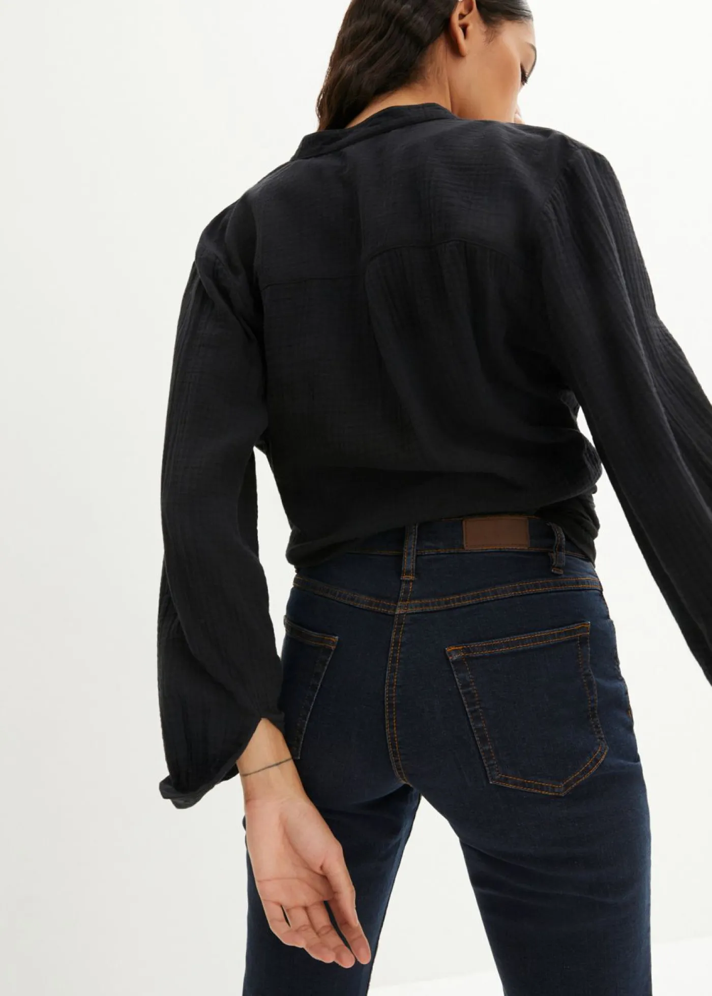 bonprix bonprix Vaqueros straight, mid waist, elásticos Azul marino Hot