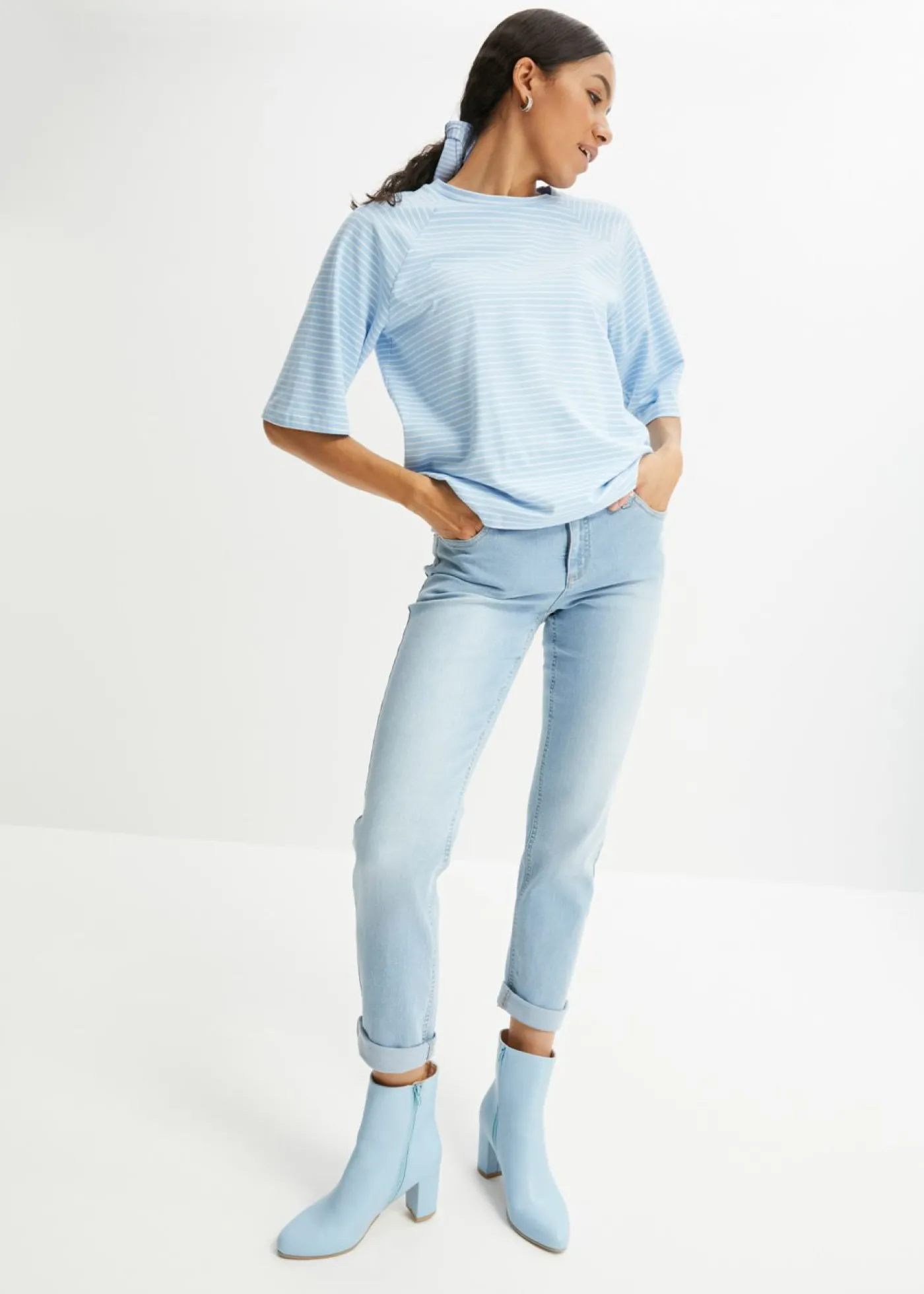 bonprix bonprix Vaqueros straight, mid waist, elásticos azul hielo denim usado Sale