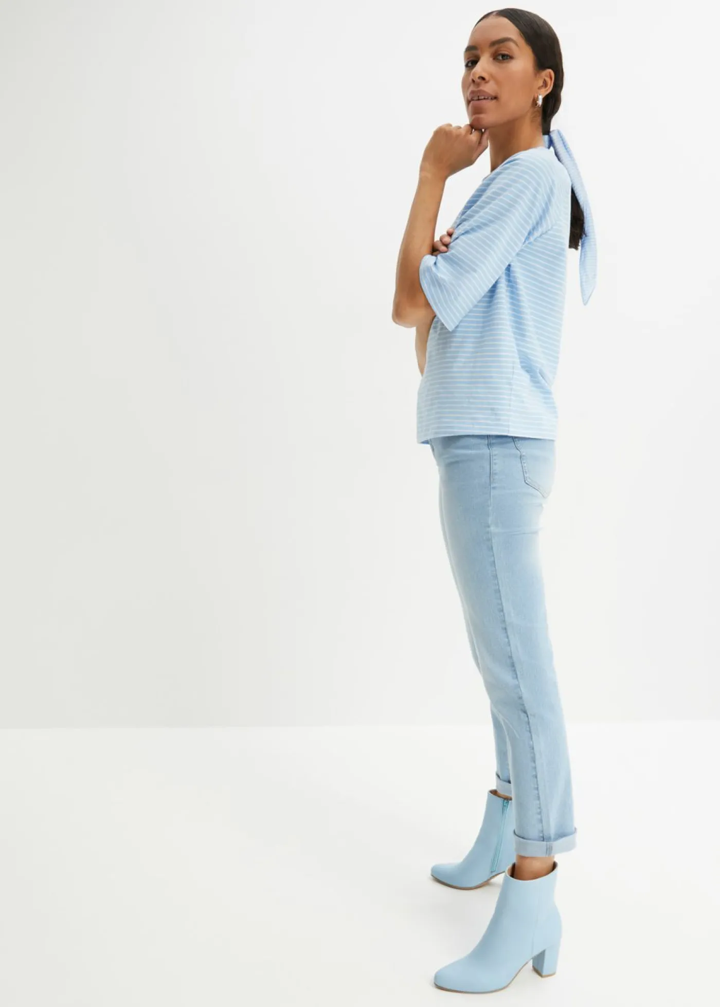 bonprix bonprix Vaqueros straight, mid waist, elásticos azul hielo denim usado Sale