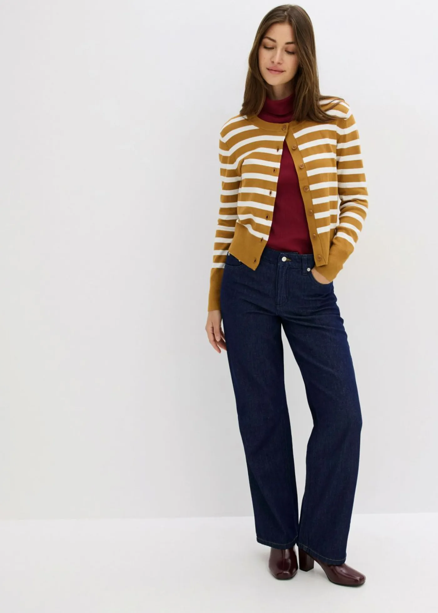 bonprix bonprix Vaqueros straight, mid waist Azul oscuro denim Hot