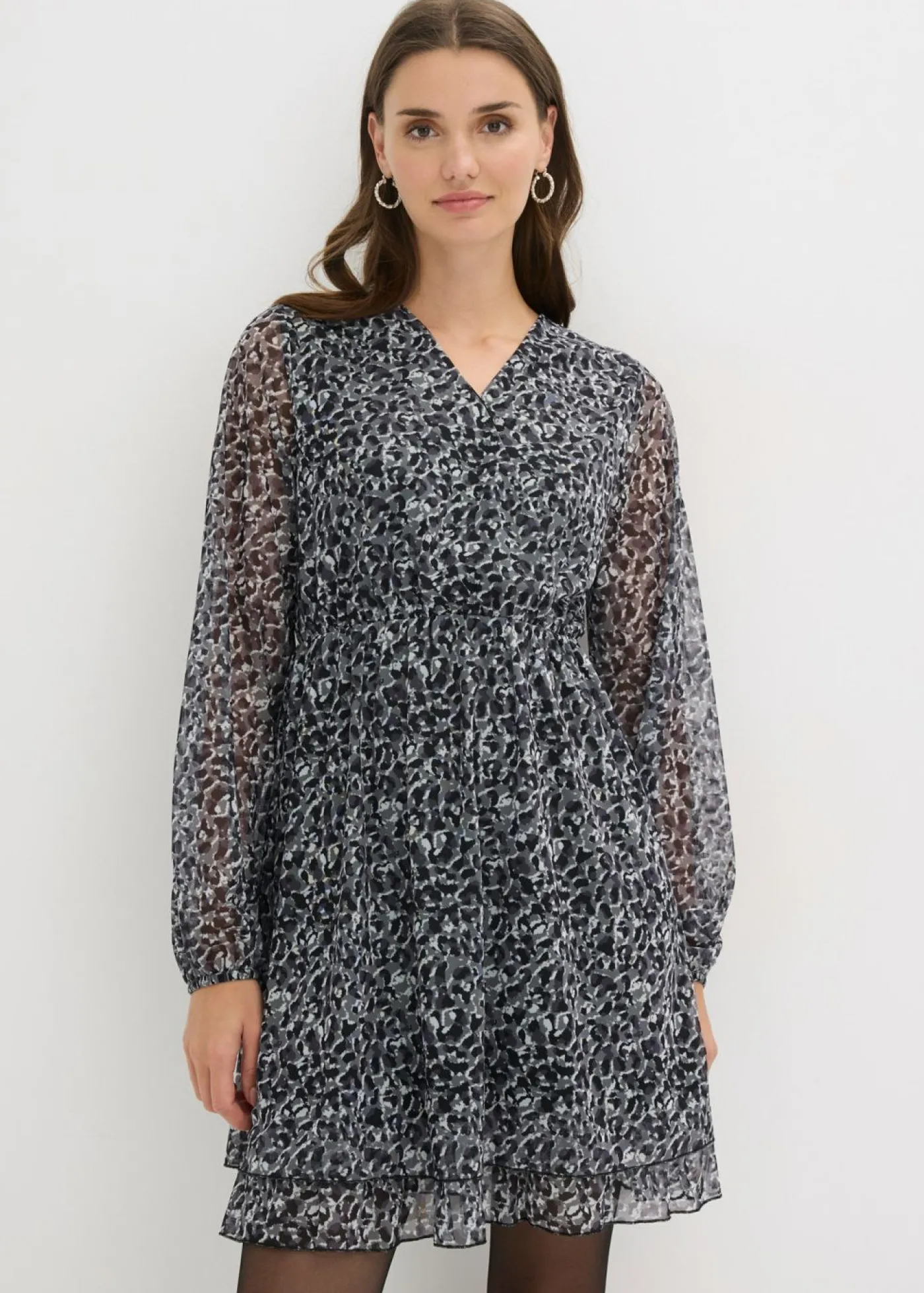 bonprix bonprix Vestido estampado leo negro New