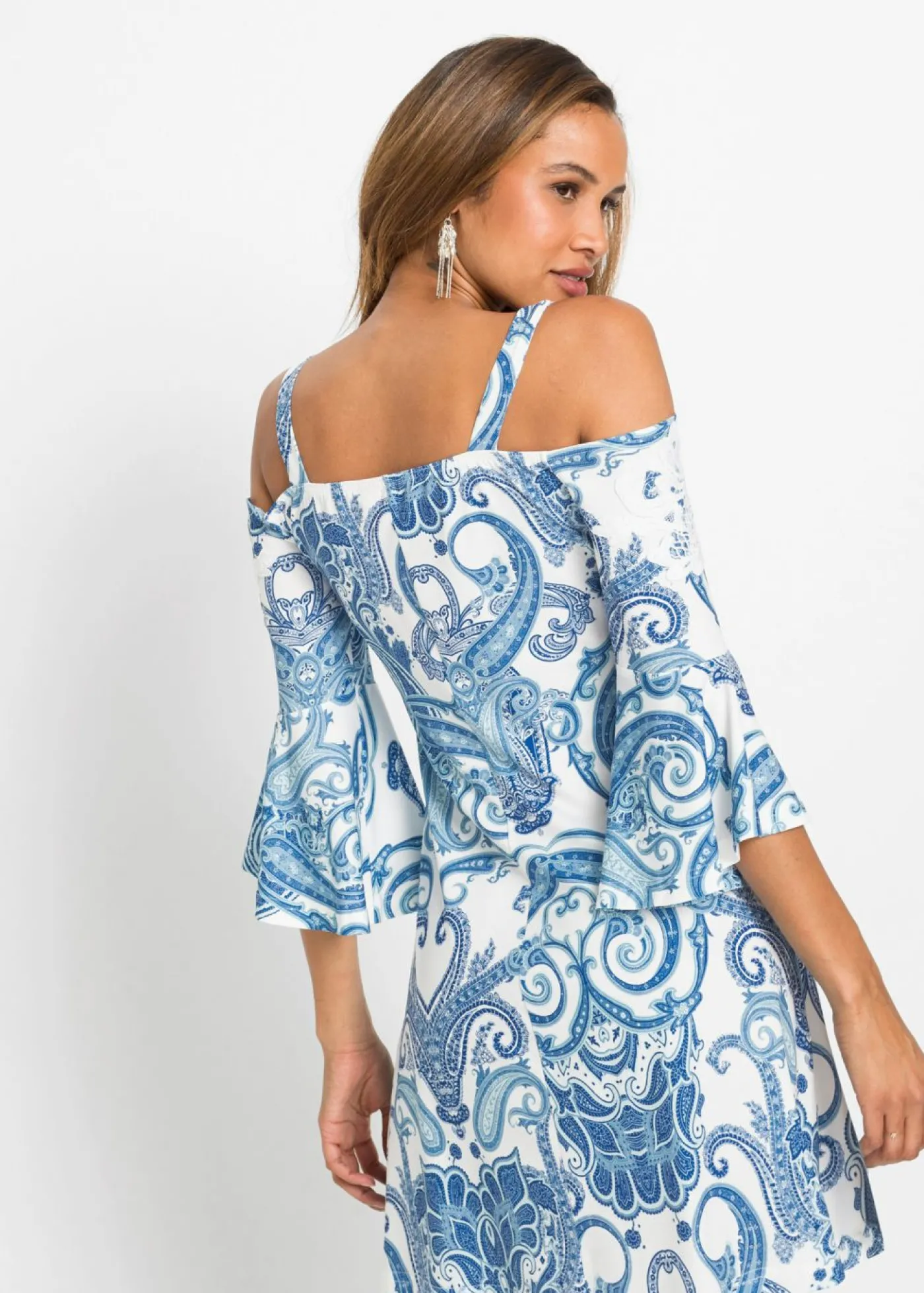 bonprix bonprix Vestido acampanado con escote bañera Azul con patrón Paisley