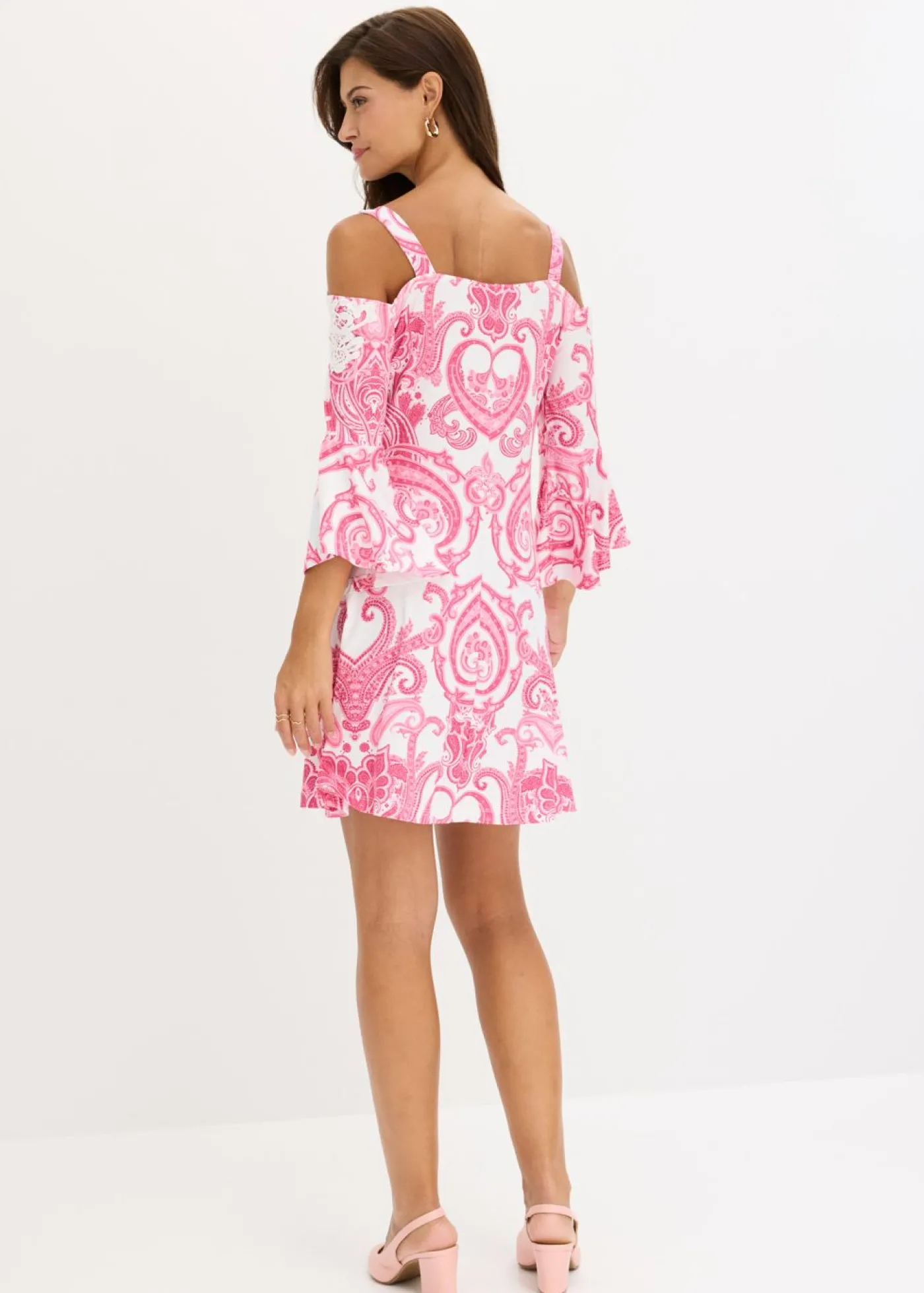 bonprix bonprix Vestido acampanado con escote bañera Pink lady/blanco con patrón paisley Best