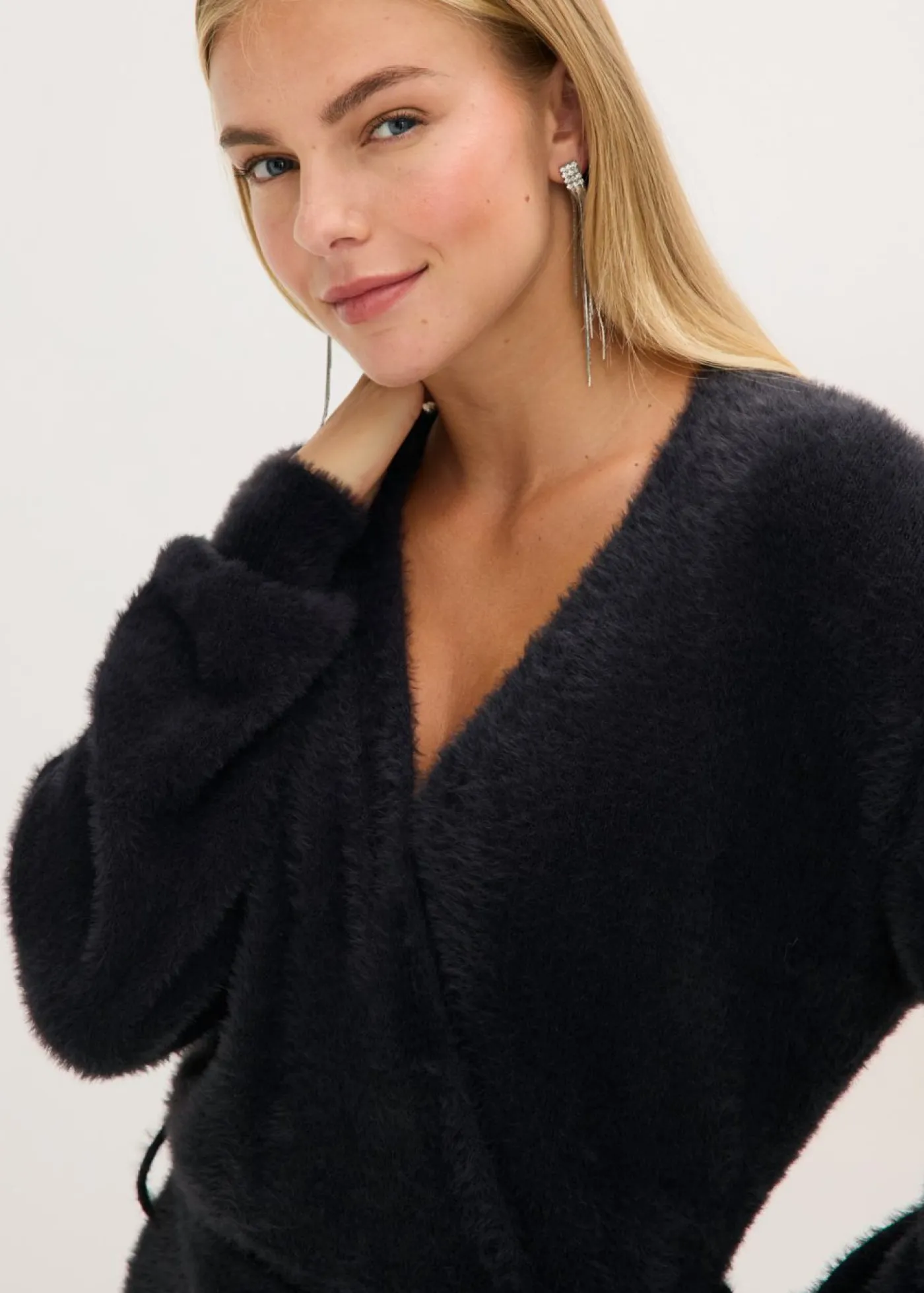 bonprix bonprix Vestido ajustado de punto con accesorio Negro Clearance