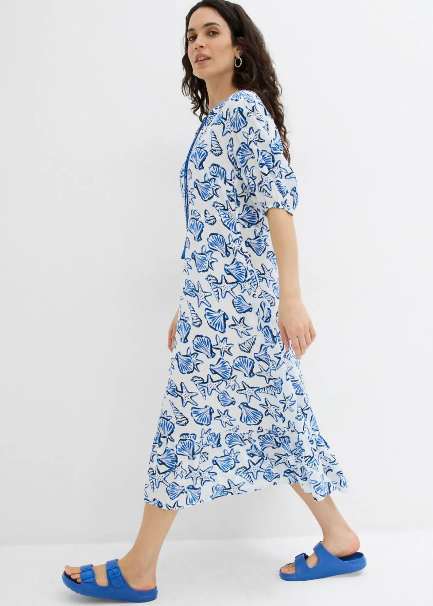 bonprix bonprix Vestido ancho de viscosa arrugada blanco/azul/azul marino Clearance