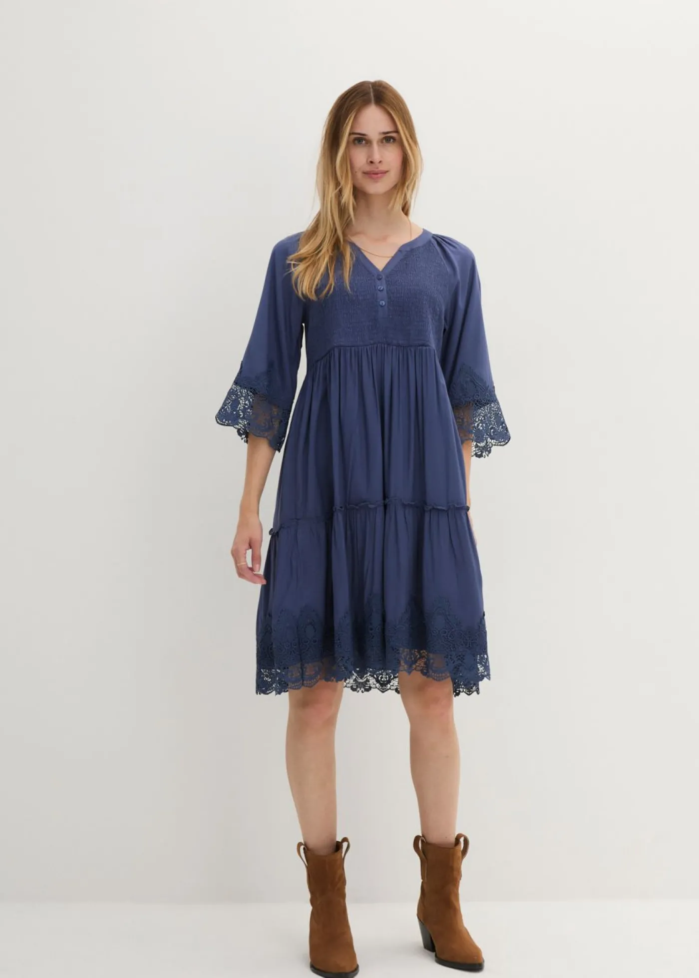 bonprix bonprix Vestido camisero con encaje índigo Hot
