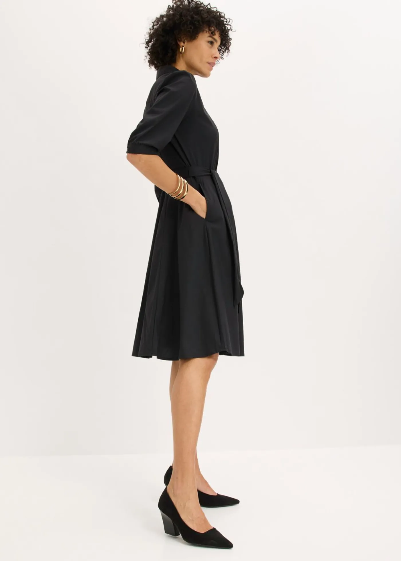 bonprix bonprix Vestido camisero con encaje y cordón Negro Outlet