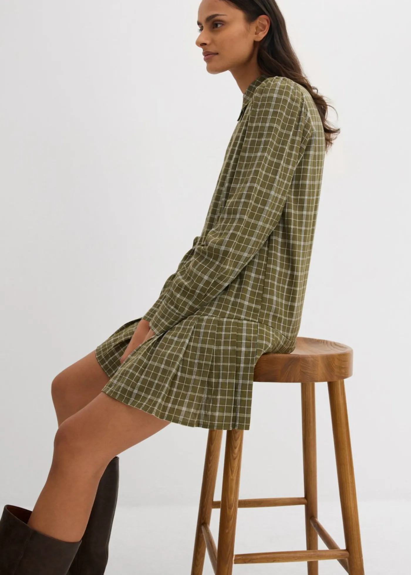 bonprix bonprix Vestido camisero con estampado de cuadros oliva a cuadros Hot