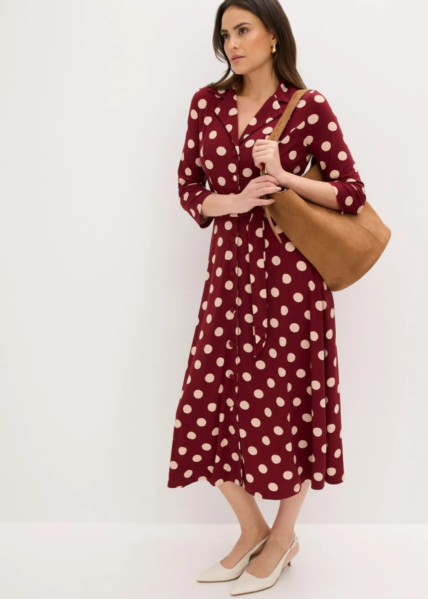 bonprix bonprix Vestido camisero con lazo (2 piezas) Rojo rubí/beige mate de lunares Sale