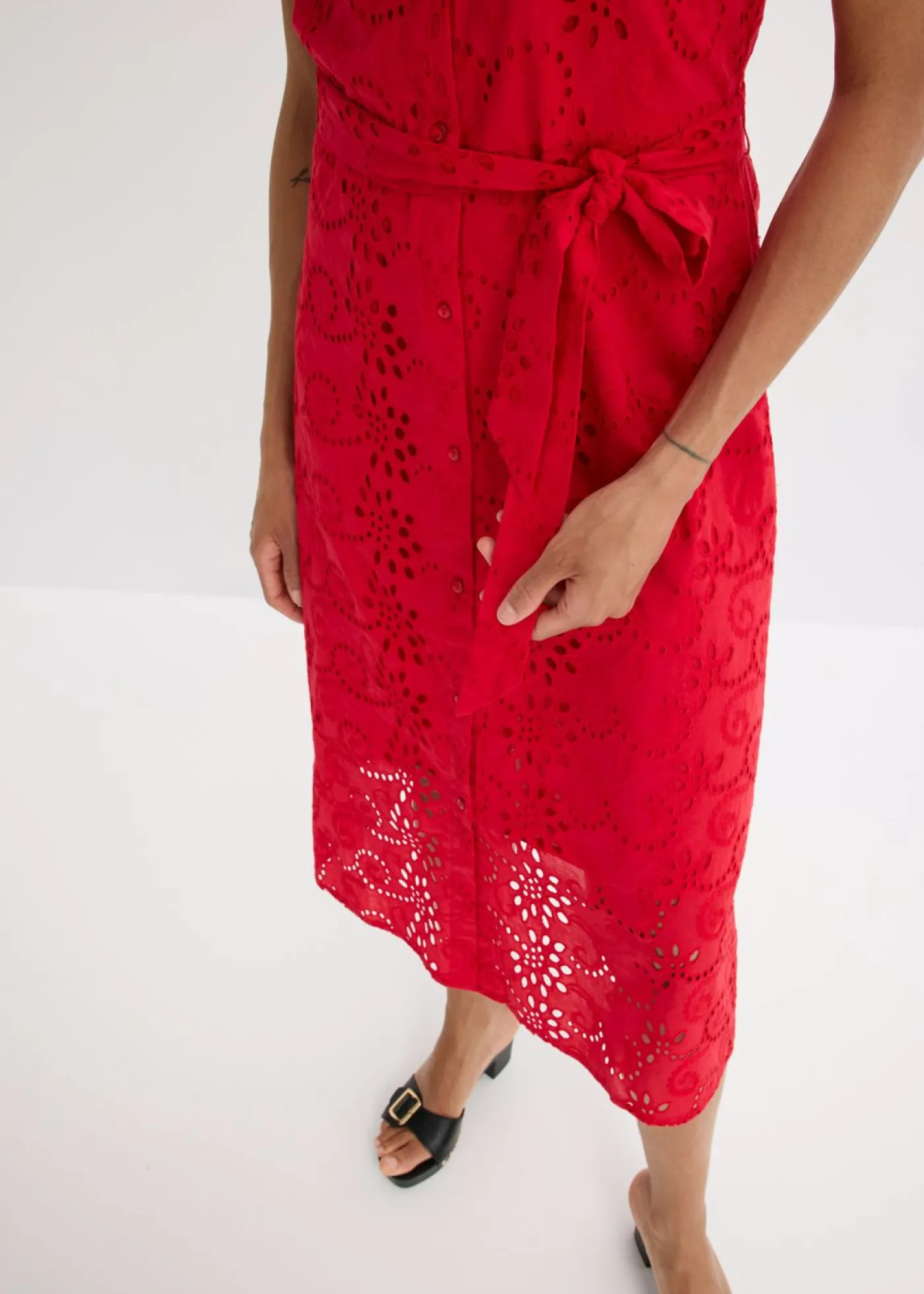 bonprix bonprix Vestido camisero de punto calado de algodón puro rojo intenso