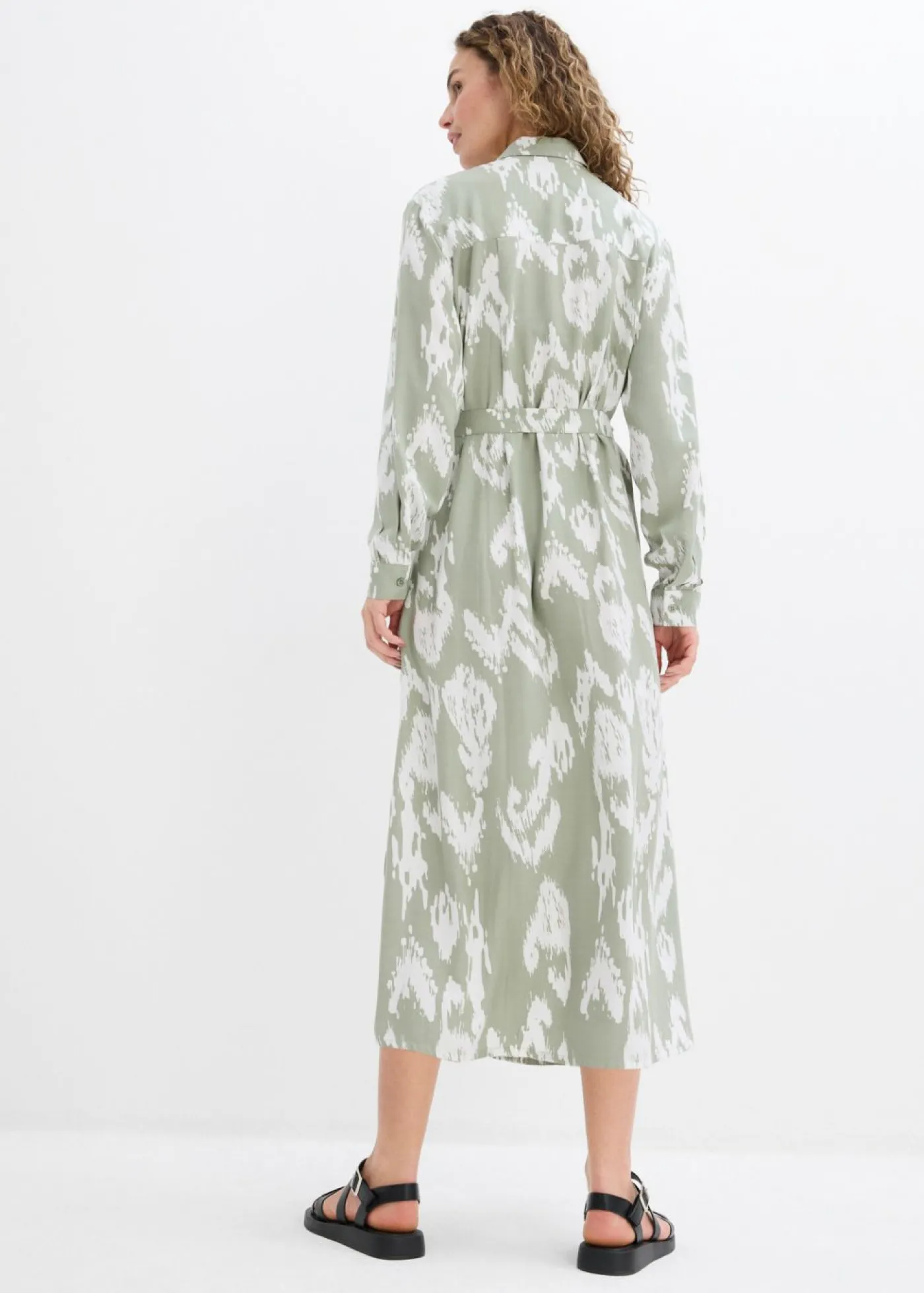 bonprix bonprix Vestido camisero de viscosa fluida verde alga-blanco lana Sale