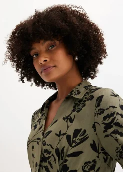 bonprix bonprix Vestido camisero de viscosa fluida verde oliva/negro con flores Outlet