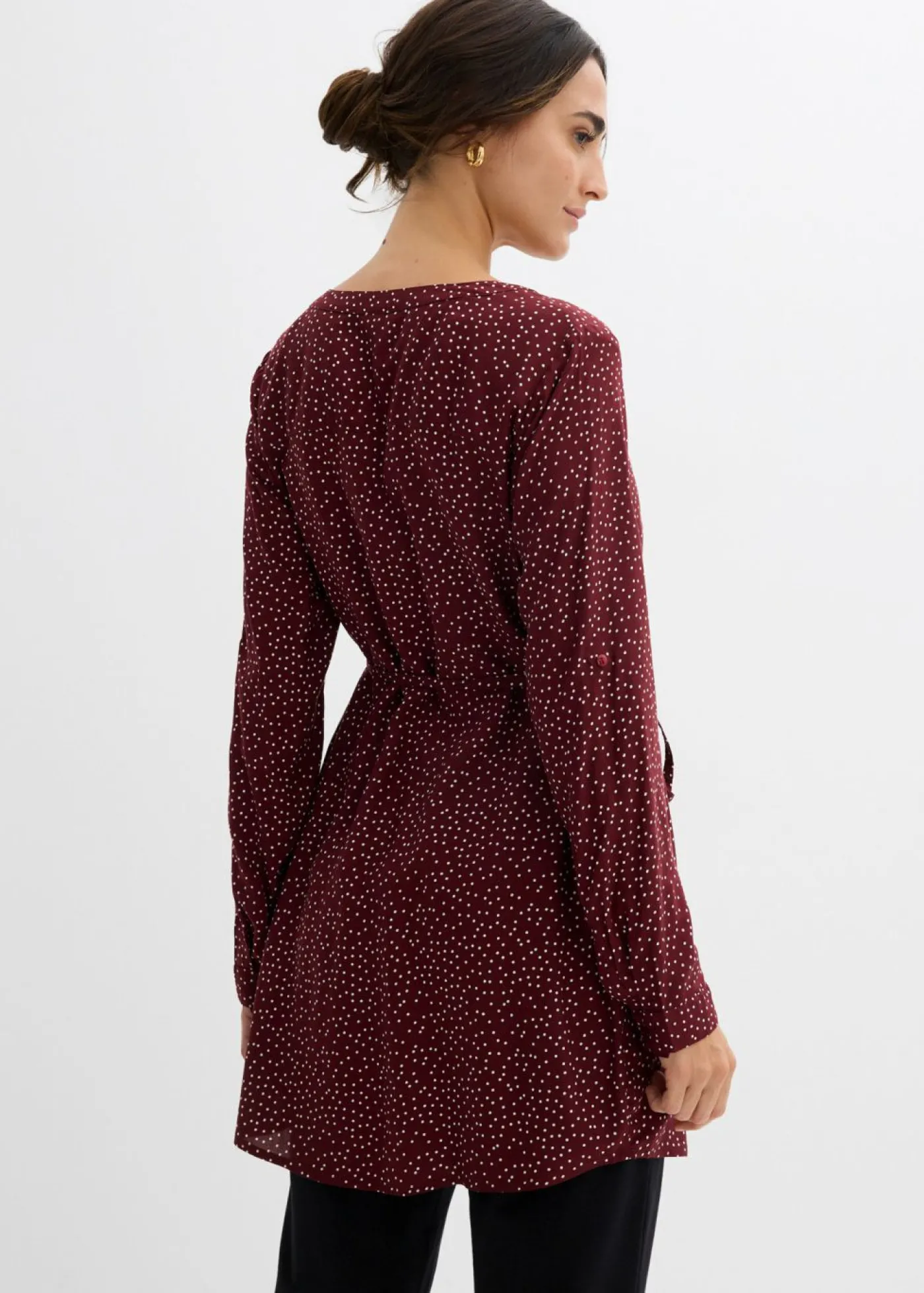 bonprix bonprix Vestido camisero premamá/de lactancia 2 en 1 de viscosa fluida Mora oscuro/blanco de lunares