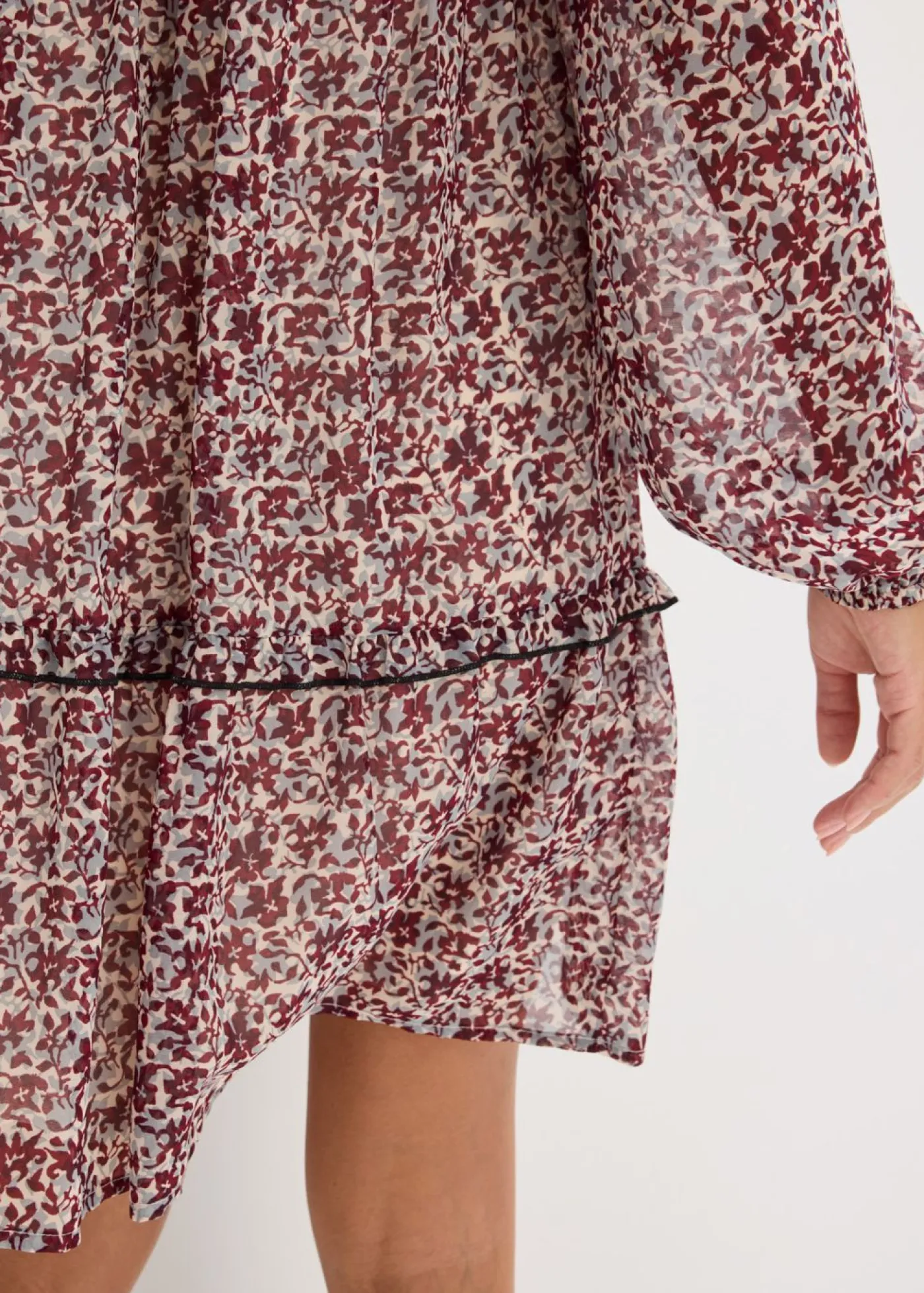bonprix bonprix Vestido con bordado Blanco lana